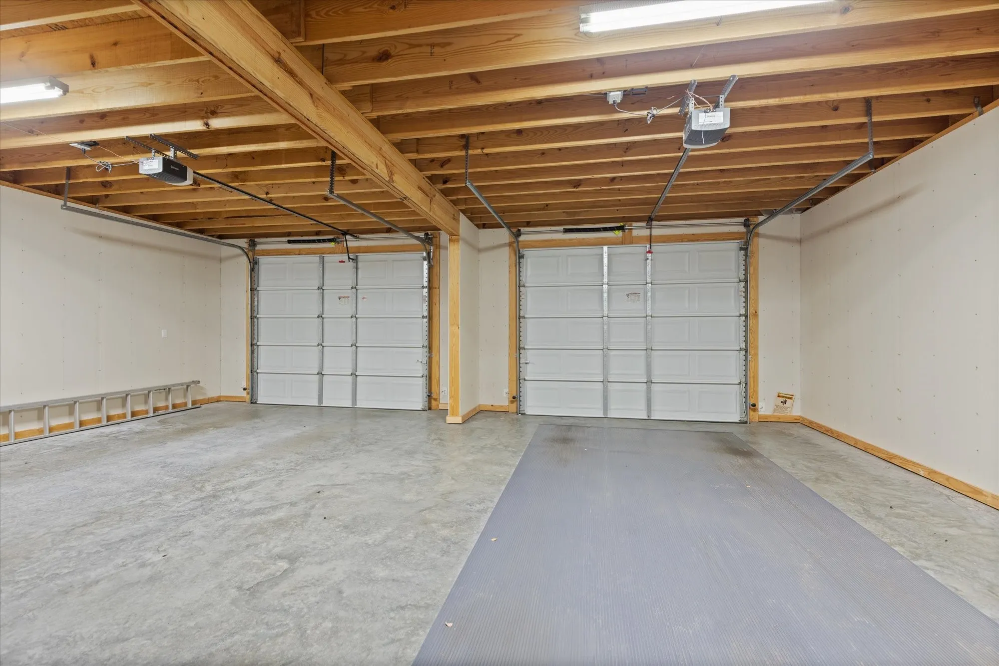 Office For Sale in Harrison County , 107 W Rusk, Marshall, Texas 75670, 0, 0, Garage spaces, 0 Sqft, built in 1940, mls#21398158, Real Estate Agent in Marshall, Homes For Sale in Harrison county, Homes For Sale in Marshall, Realtor in Marshall Texas, Real Estate Brokerage Independent Realty Texas, Luminita Cordes Realtor
