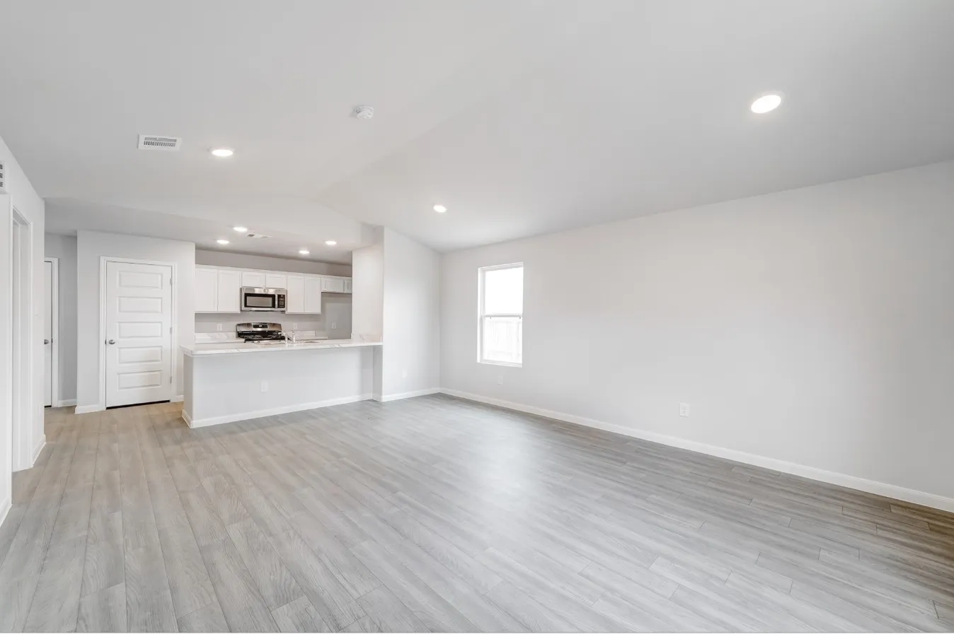 Single Family Residence For Sale in Hood County , 429 Peace Lily Way, Tolar, Texas 76476, 3 Bedroom, 2 Bathroom, 1 Garage spaces, 1,209 Sqft, built in 2026, mls#21402108, Real Estate Agent in Tolar, Homes For Sale in Hood county, Homes For Sale in Tolar, Realtor in Tolar Texas, Real Estate Brokerage Independent Realty Texas, Luminita Cordes Realtor