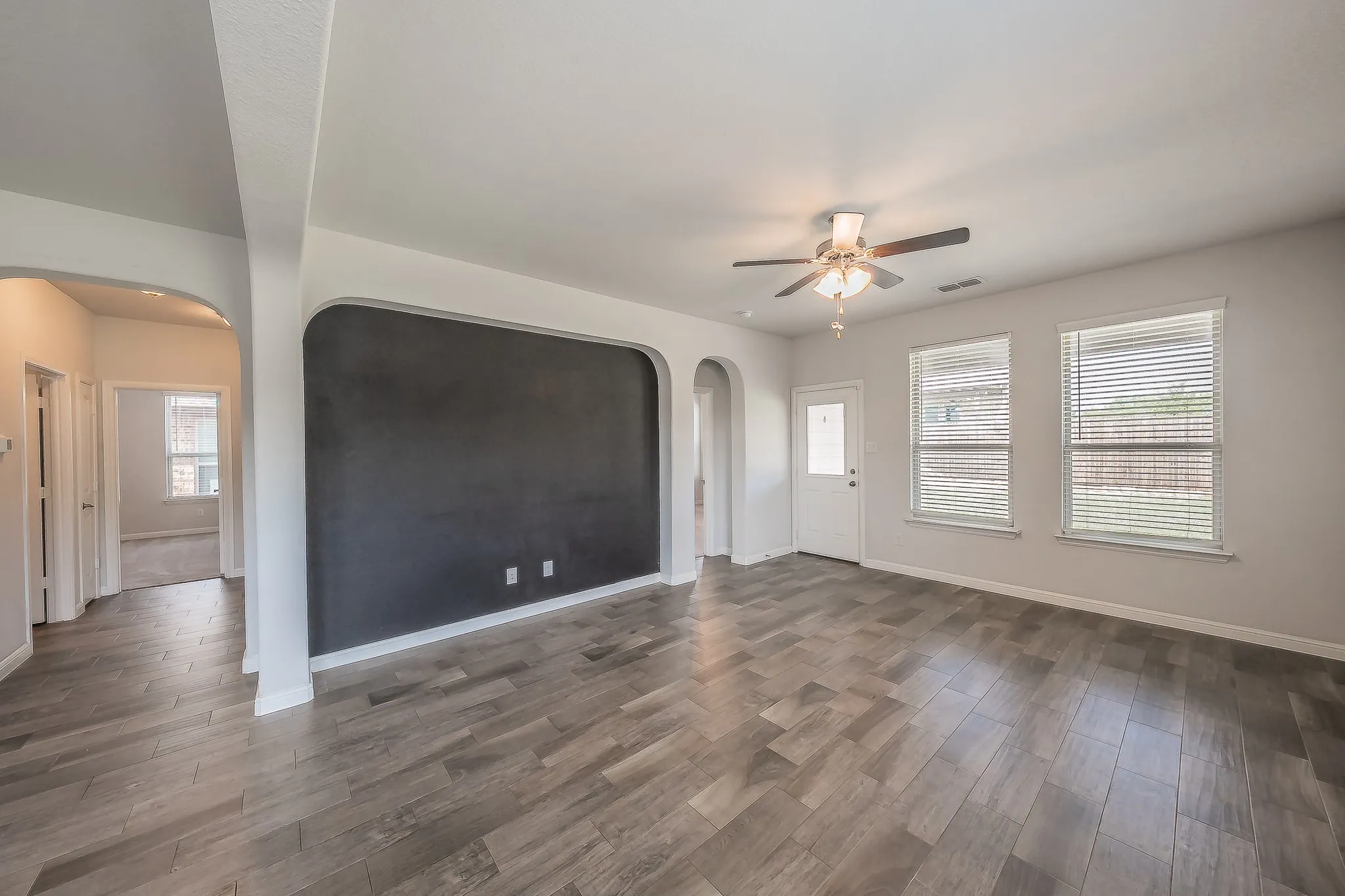 Single Family Residence For Sale in Denton County , 300 Oakbluff Drive, Denton, Texas 76210, 4 Bedroom, 3 Bathroom, 2 Garage spaces, 2,481 Sqft, built in 2019, mls#21397837, Real Estate Agent in Denton, Homes For Sale in Denton county, Homes For Sale in Denton, Realtor in Denton Texas, Real Estate Brokerage Independent Realty Texas, Luminita Cordes Realtor