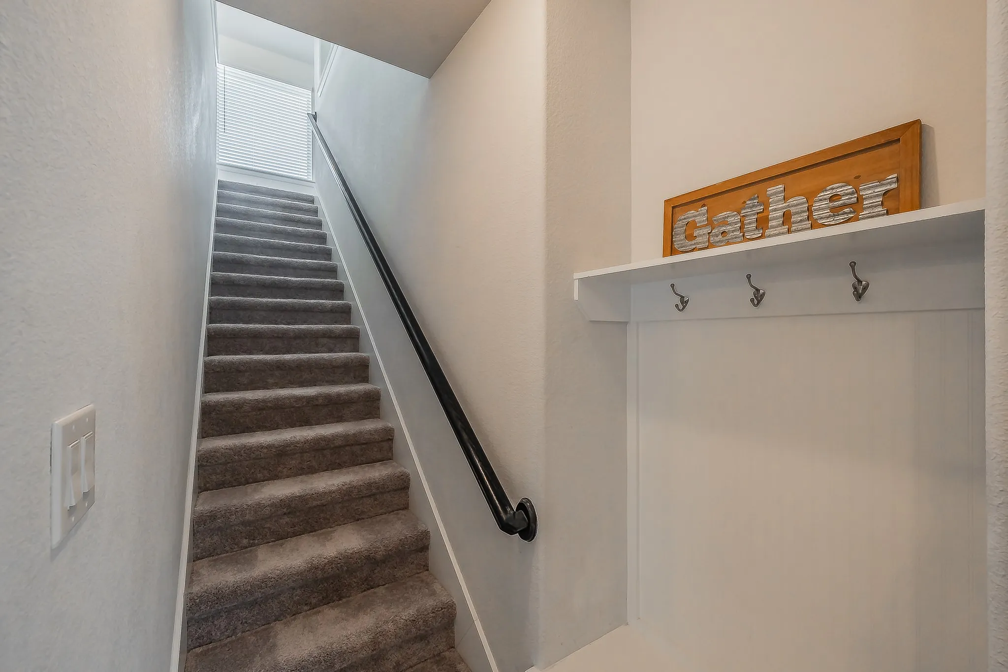 Single Family Residence For Sale in Denton County , 300 Oakbluff Drive, Denton, Texas 76210, 4 Bedroom, 3 Bathroom, 2 Garage spaces, 2,481 Sqft, built in 2019, mls#21397837, Real Estate Agent in Denton, Homes For Sale in Denton county, Homes For Sale in Denton, Realtor in Denton Texas, Real Estate Brokerage Independent Realty Texas, Luminita Cordes Realtor