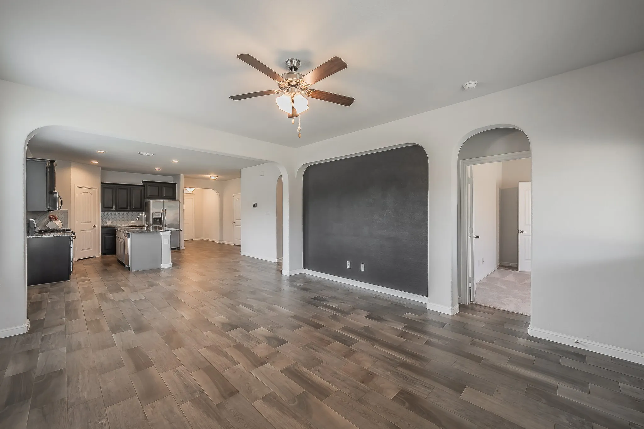 Single Family Residence For Sale in Denton County , 300 Oakbluff Drive, Denton, Texas 76210, 4 Bedroom, 3 Bathroom, 2 Garage spaces, 2,481 Sqft, built in 2019, mls#21397837, Real Estate Agent in Denton, Homes For Sale in Denton county, Homes For Sale in Denton, Realtor in Denton Texas, Real Estate Brokerage Independent Realty Texas, Luminita Cordes Realtor