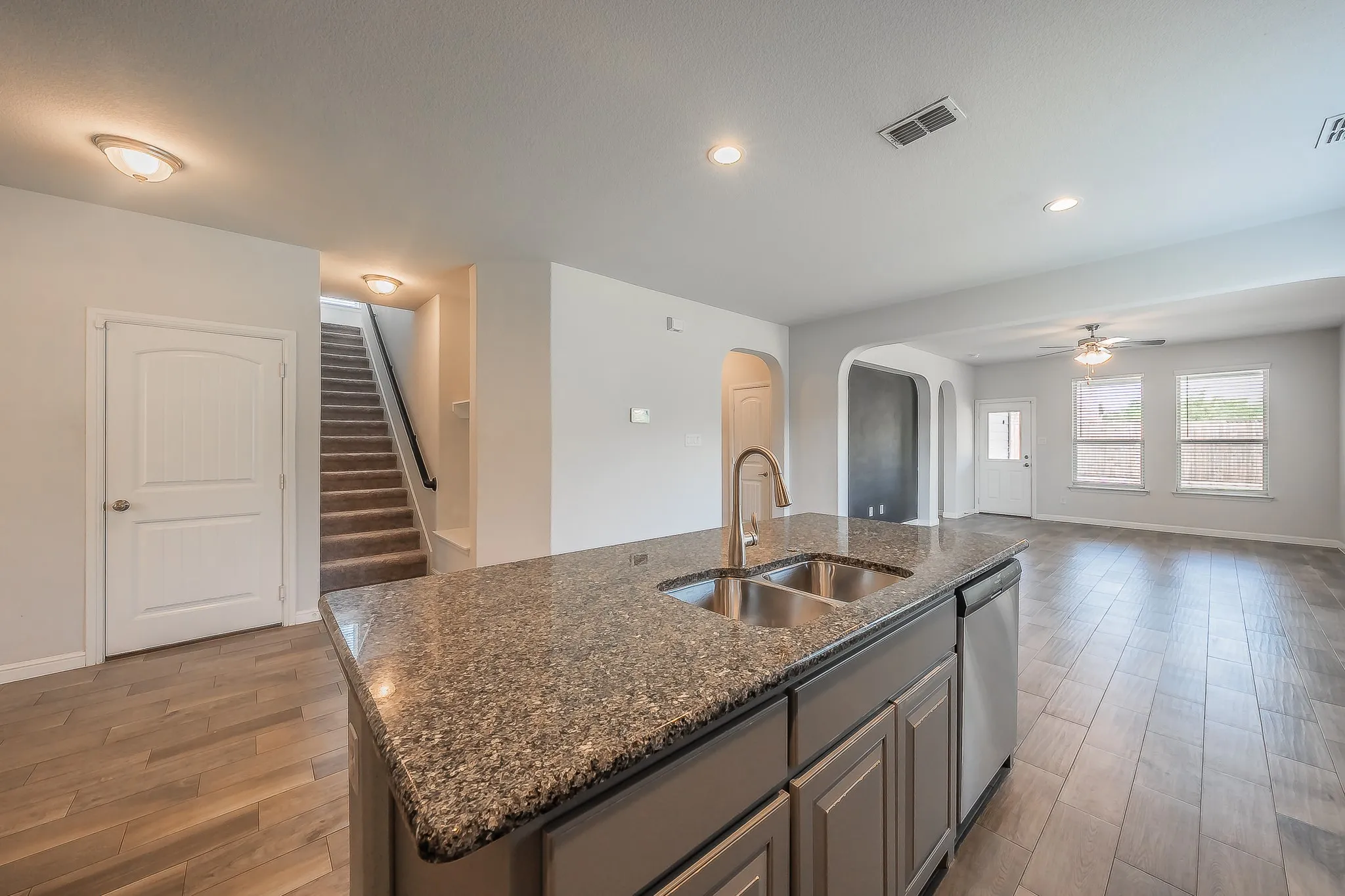 Single Family Residence For Sale in Denton County , 300 Oakbluff Drive, Denton, Texas 76210, 4 Bedroom, 3 Bathroom, 2 Garage spaces, 2,481 Sqft, built in 2019, mls#21397837, Real Estate Agent in Denton, Homes For Sale in Denton county, Homes For Sale in Denton, Realtor in Denton Texas, Real Estate Brokerage Independent Realty Texas, Luminita Cordes Realtor
