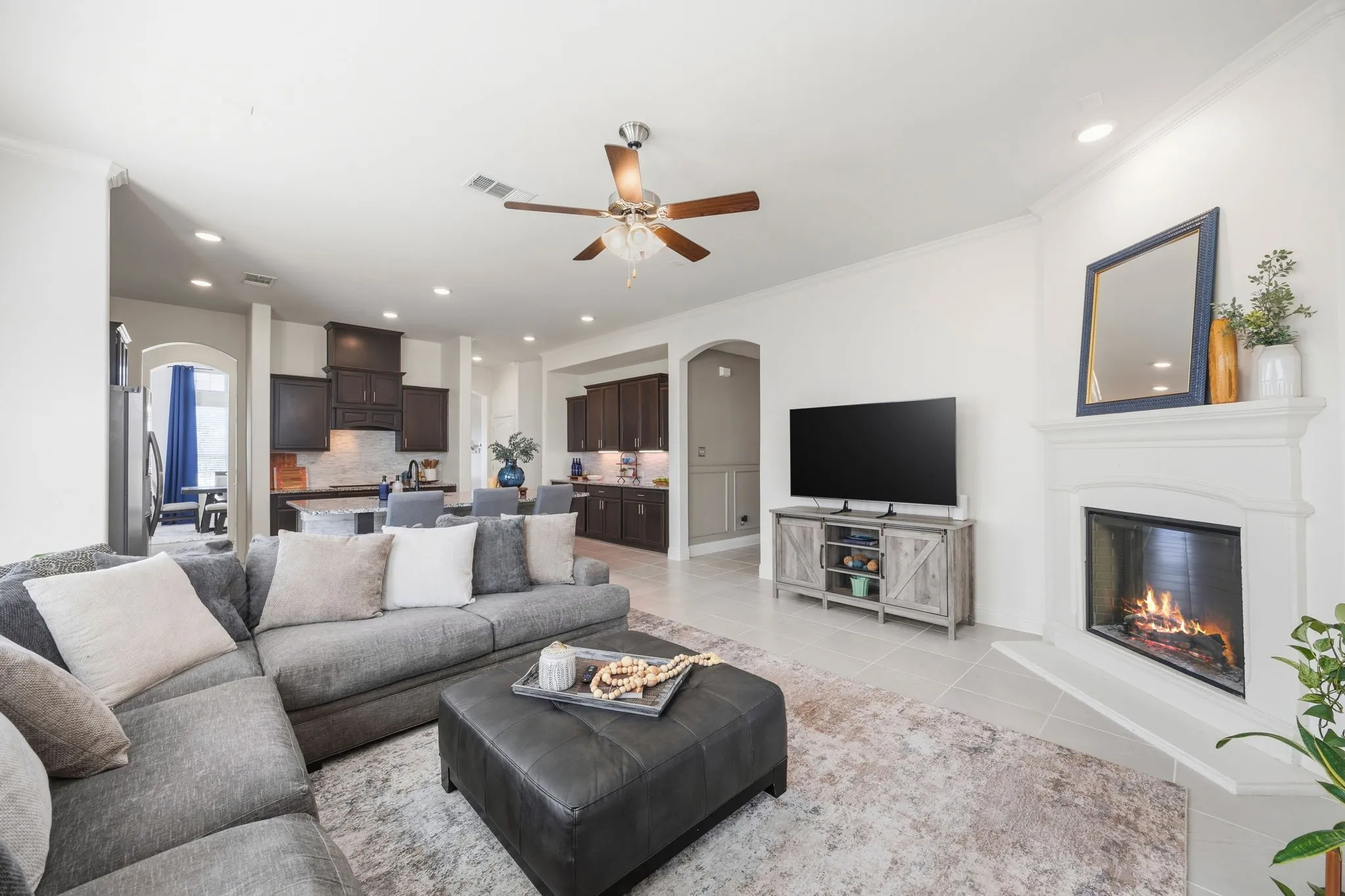 Single Family Residence For Sale in Denton County , 639 Woodridge Drive, Oak Point, Texas 75068, 4 Bedroom, 3 Bathroom, 3 Garage spaces, 2,694 Sqft, built in 2018, mls#21401657, Real Estate Agent in Oak Point, Homes For Sale in Denton county, Homes For Sale in Oak Point, Realtor in Oak Point Texas, Real Estate Brokerage Independent Realty Texas, Luminita Cordes Realtor