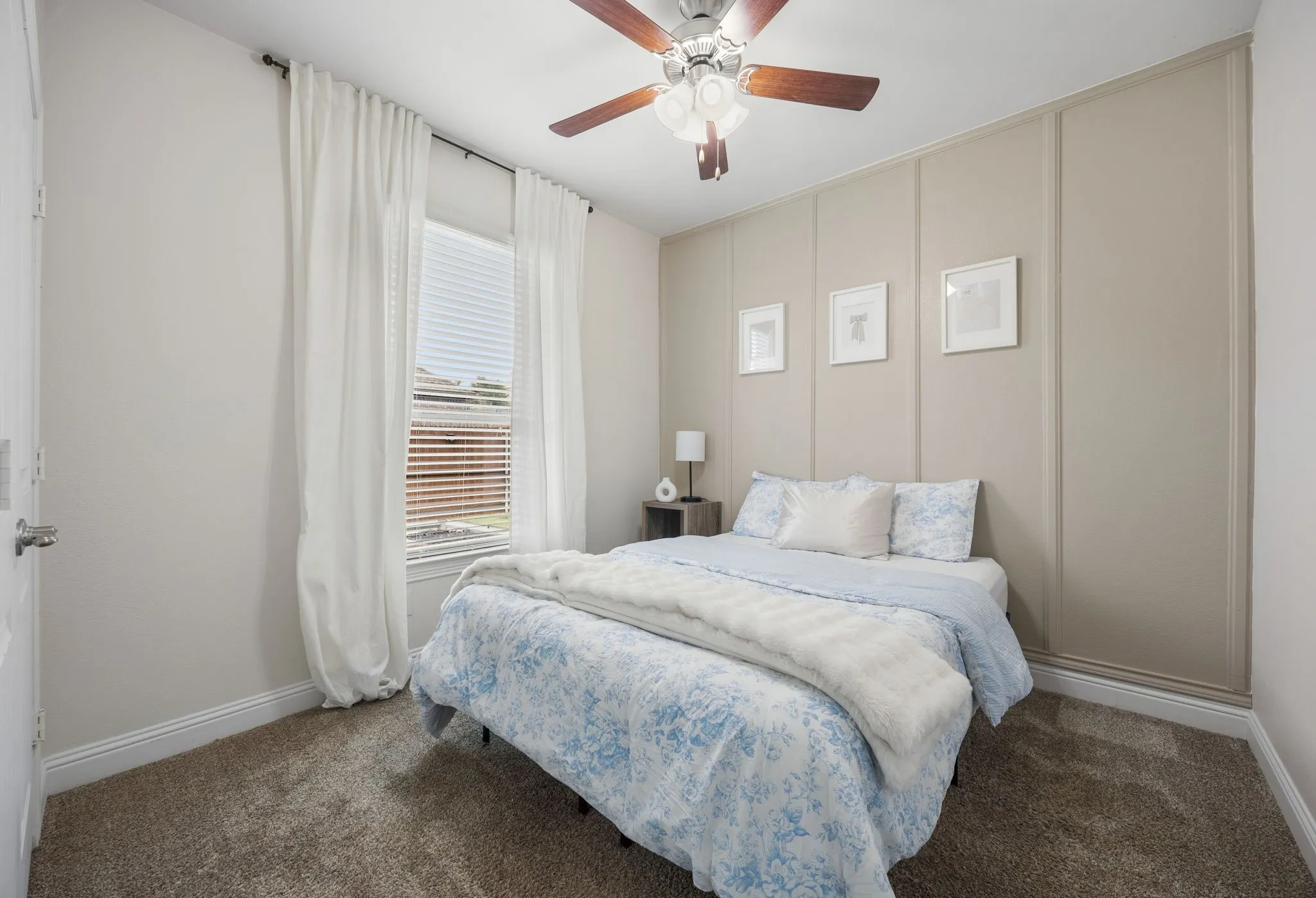 Single Family Residence For Sale in Denton County , 639 Woodridge Drive, Oak Point, Texas 75068, 4 Bedroom, 3 Bathroom, 3 Garage spaces, 2,694 Sqft, built in 2018, mls#21401657, Real Estate Agent in Oak Point, Homes For Sale in Denton county, Homes For Sale in Oak Point, Realtor in Oak Point Texas, Real Estate Brokerage Independent Realty Texas, Luminita Cordes Realtor