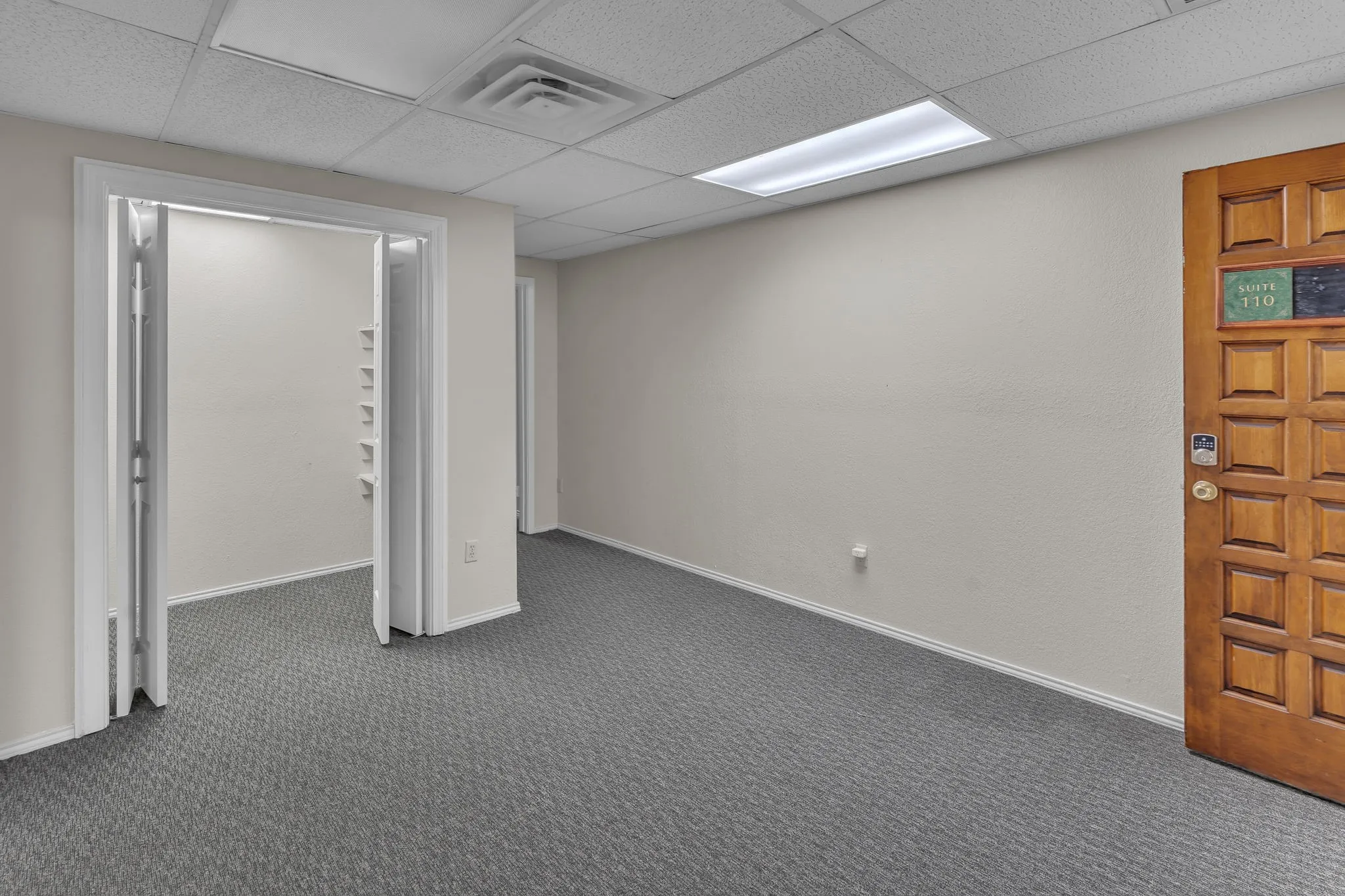 Office For Rent in Tarrant County , 2020 W Northwest Highway 110, Grapevine, Texas 76051, 0, 0, Garage spaces, 0 Sqft, built in 1979, mls#21402121, Real Estate Agent in Grapevine, Homes For Rent in Tarrant county, Homes For Rent in Grapevine, Realtor in Grapevine Texas, Real Estate Brokerage Independent Realty Texas, Luminita Cordes Realtor