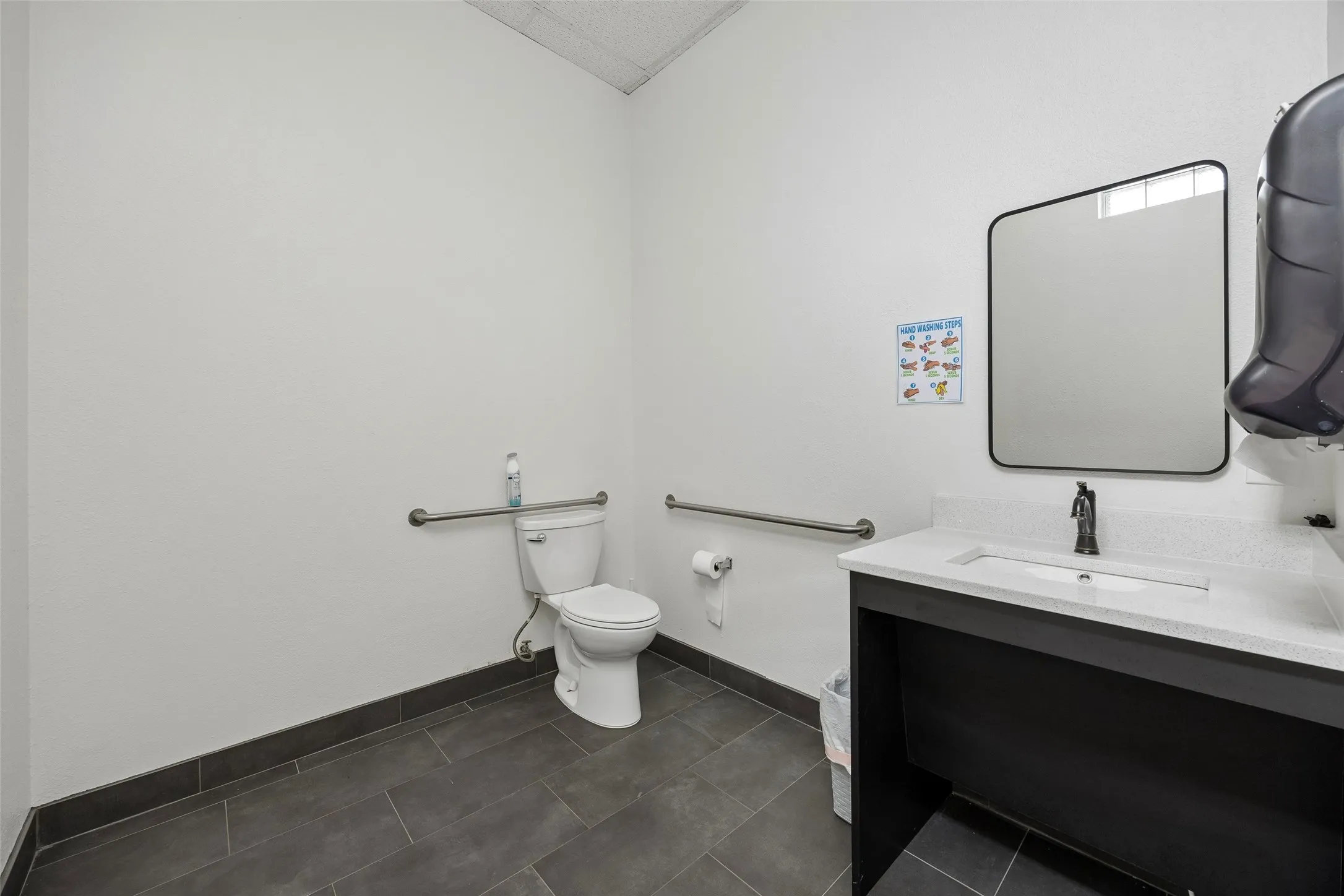 Office For Rent in Denton County , 208 N Hwy 377, Roanoke, Texas 76262, 0, 0, Garage spaces, 0 Sqft, built in 1993, mls#21400728, Real Estate Agent in Roanoke, Homes For Rent in Denton county, Homes For Rent in Roanoke, Realtor in Roanoke Texas, Real Estate Brokerage Independent Realty Texas, Luminita Cordes Realtor