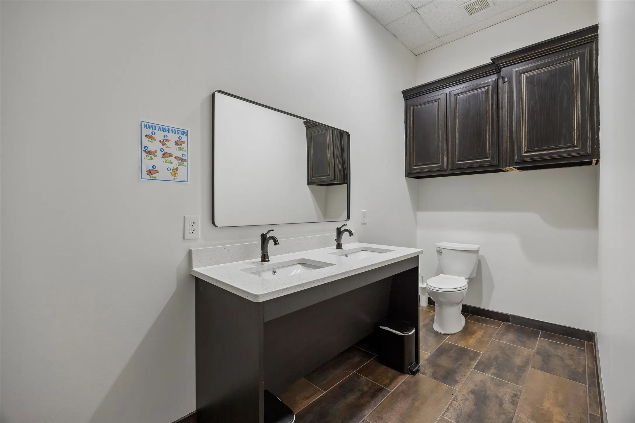 Office For Rent in Denton County , 208 N Hwy 377, Roanoke, Texas 76262, 0, 0, Garage spaces, 0 Sqft, built in 1993, mls#21400728, Real Estate Agent in Roanoke, Homes For Rent in Denton county, Homes For Rent in Roanoke, Realtor in Roanoke Texas, Real Estate Brokerage Independent Realty Texas, Luminita Cordes Realtor