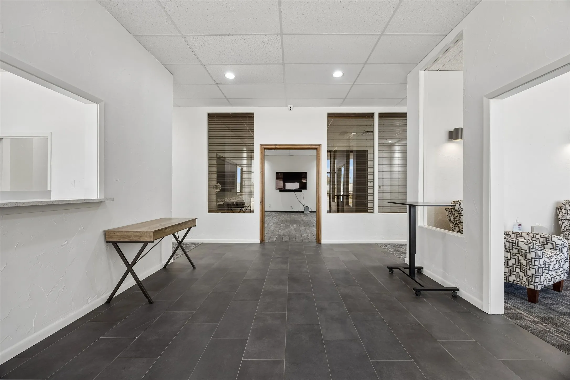 Office For Rent in Denton County , 208 N Hwy 377, Roanoke, Texas 76262, 0, 0, Garage spaces, 0 Sqft, built in 1993, mls#21400728, Real Estate Agent in Roanoke, Homes For Rent in Denton county, Homes For Rent in Roanoke, Realtor in Roanoke Texas, Real Estate Brokerage Independent Realty Texas, Luminita Cordes Realtor