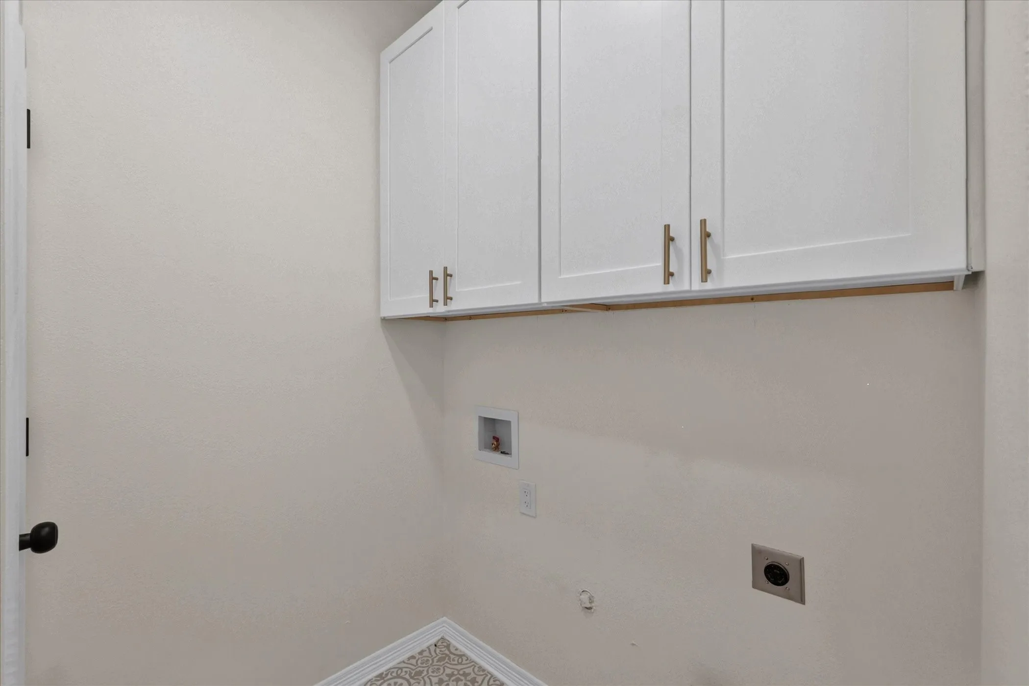 Single Family Residence For Sale in Denton County , 4106 Ridgecrest Trail, Carrollton, Texas 75007, 4 Bedroom, 3 Bathroom, 2 Garage spaces, 2,468 Sqft, built in 1993, mls#21402138, Real Estate Agent in Carrollton, Homes For Sale in Denton county, Homes For Sale in Carrollton, Realtor in Carrollton Texas, Real Estate Brokerage Independent Realty Texas, Luminita Cordes Realtor