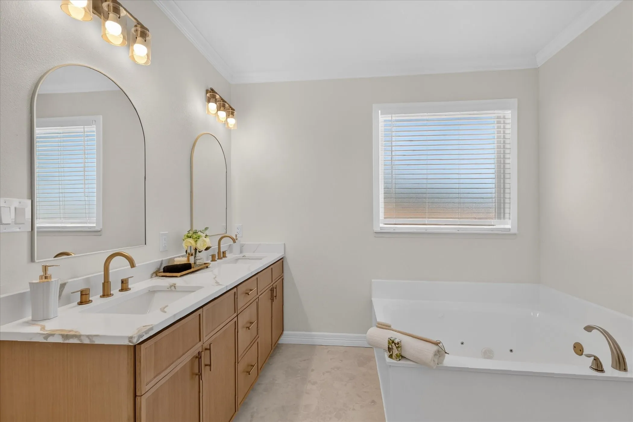 Single Family Residence For Sale in Denton County , 4106 Ridgecrest Trail, Carrollton, Texas 75007, 4 Bedroom, 3 Bathroom, 2 Garage spaces, 2,468 Sqft, built in 1993, mls#21402138, Real Estate Agent in Carrollton, Homes For Sale in Denton county, Homes For Sale in Carrollton, Realtor in Carrollton Texas, Real Estate Brokerage Independent Realty Texas, Luminita Cordes Realtor