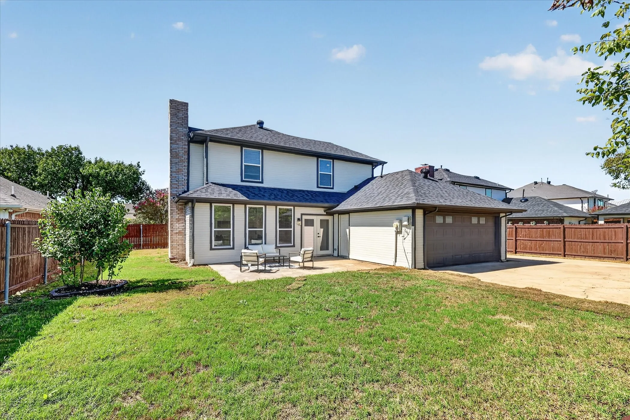 Single Family Residence For Sale in Denton County , 4106 Ridgecrest Trail, Carrollton, Texas 75007, 4 Bedroom, 3 Bathroom, 2 Garage spaces, 2,468 Sqft, built in 1993, mls#21402138, Real Estate Agent in Carrollton, Homes For Sale in Denton county, Homes For Sale in Carrollton, Realtor in Carrollton Texas, Real Estate Brokerage Independent Realty Texas, Luminita Cordes Realtor