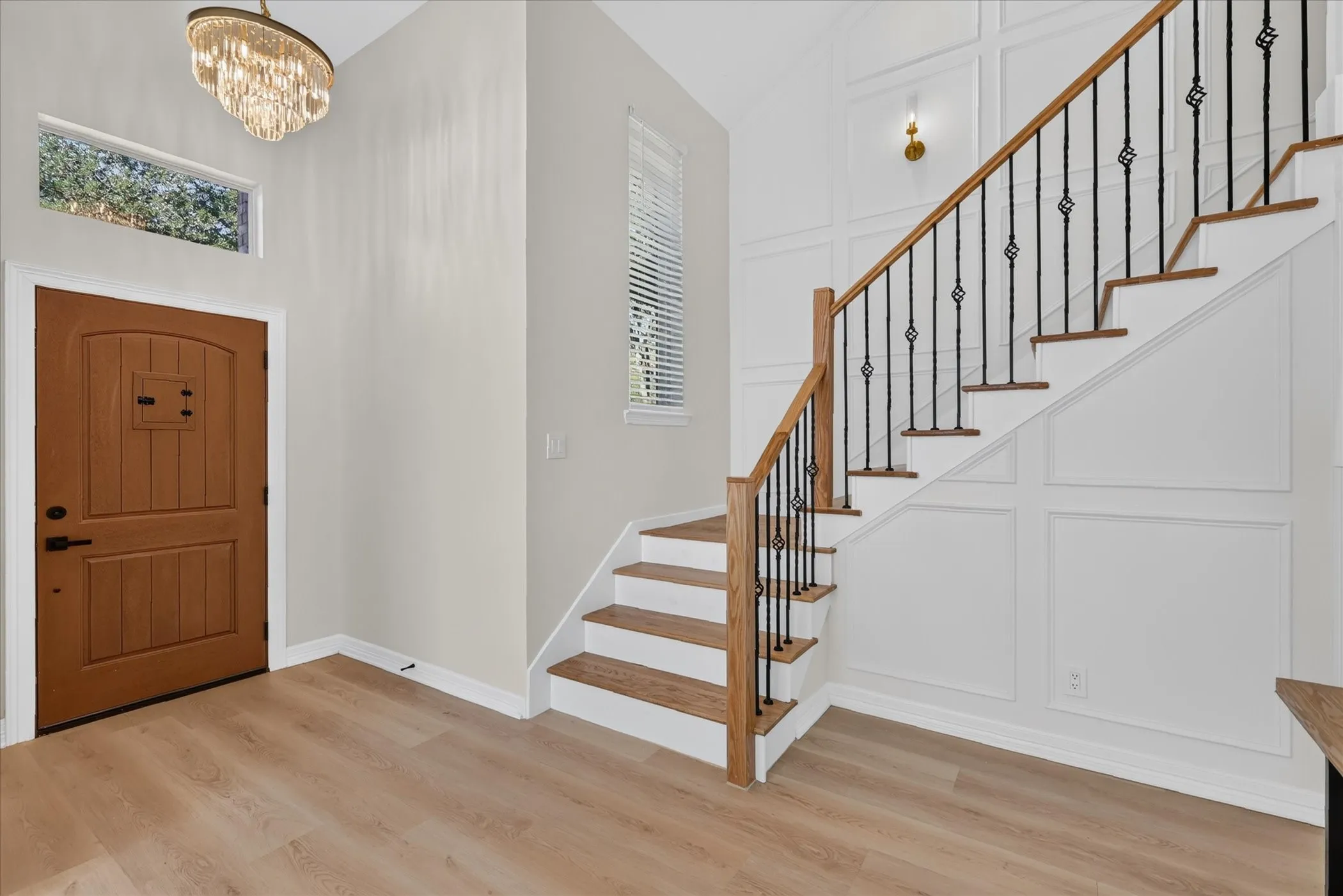 Single Family Residence For Sale in Denton County , 4106 Ridgecrest Trail, Carrollton, Texas 75007, 4 Bedroom, 3 Bathroom, 2 Garage spaces, 2,468 Sqft, built in 1993, mls#21402138, Real Estate Agent in Carrollton, Homes For Sale in Denton county, Homes For Sale in Carrollton, Realtor in Carrollton Texas, Real Estate Brokerage Independent Realty Texas, Luminita Cordes Realtor