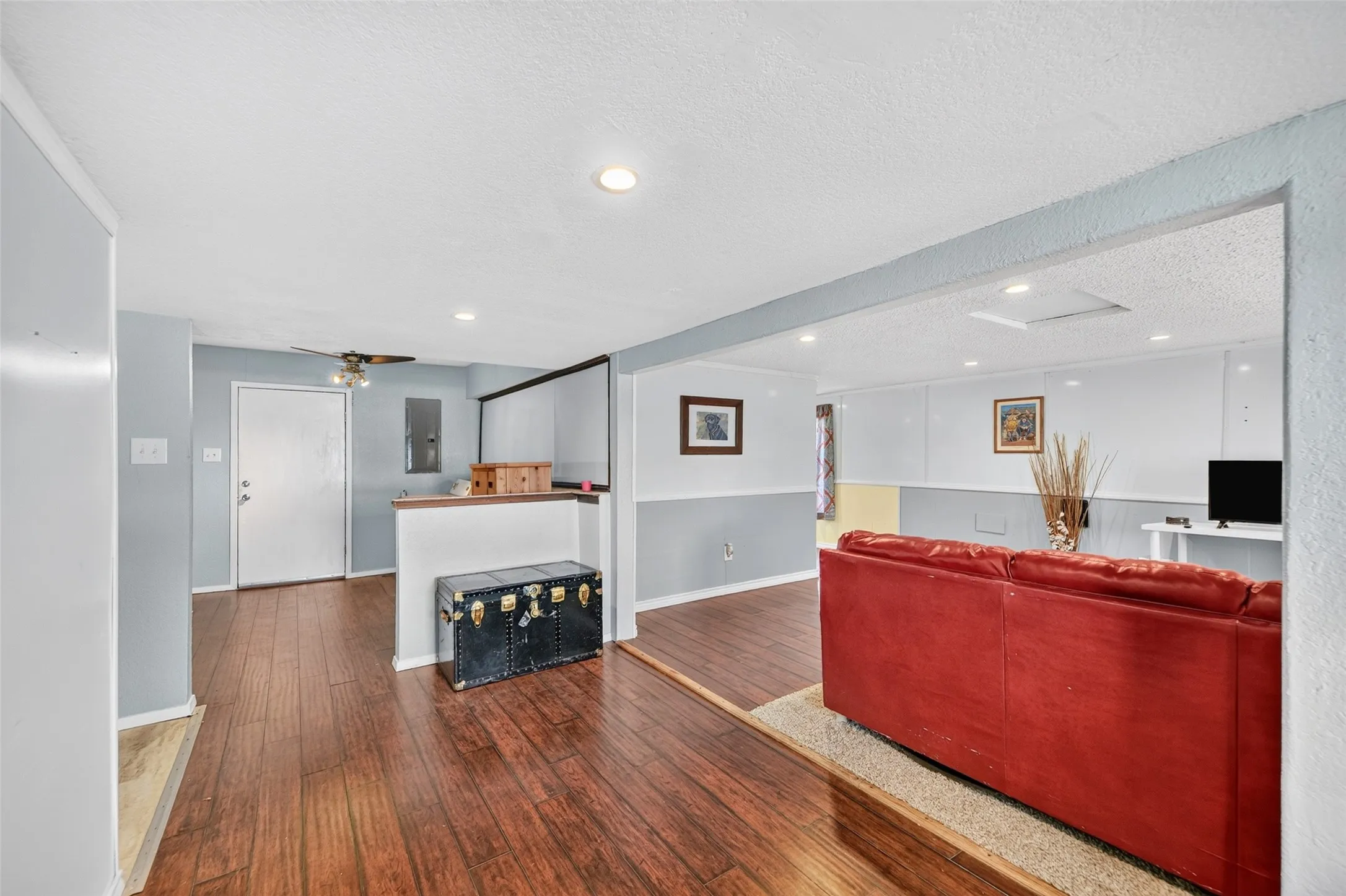 Single Family Residence For Sale in Wise County , 1290 County Road 3355, Paradise, Texas 76073, 4 Bedroom, 2 Bathroom, Garage spaces, 2,207 Sqft, built in 1991, mls#21402006, Real Estate Agent in Paradise, Homes For Sale in Wise county, Homes For Sale in Paradise, Realtor in Paradise Texas, Real Estate Brokerage Independent Realty Texas, Luminita Cordes Realtor