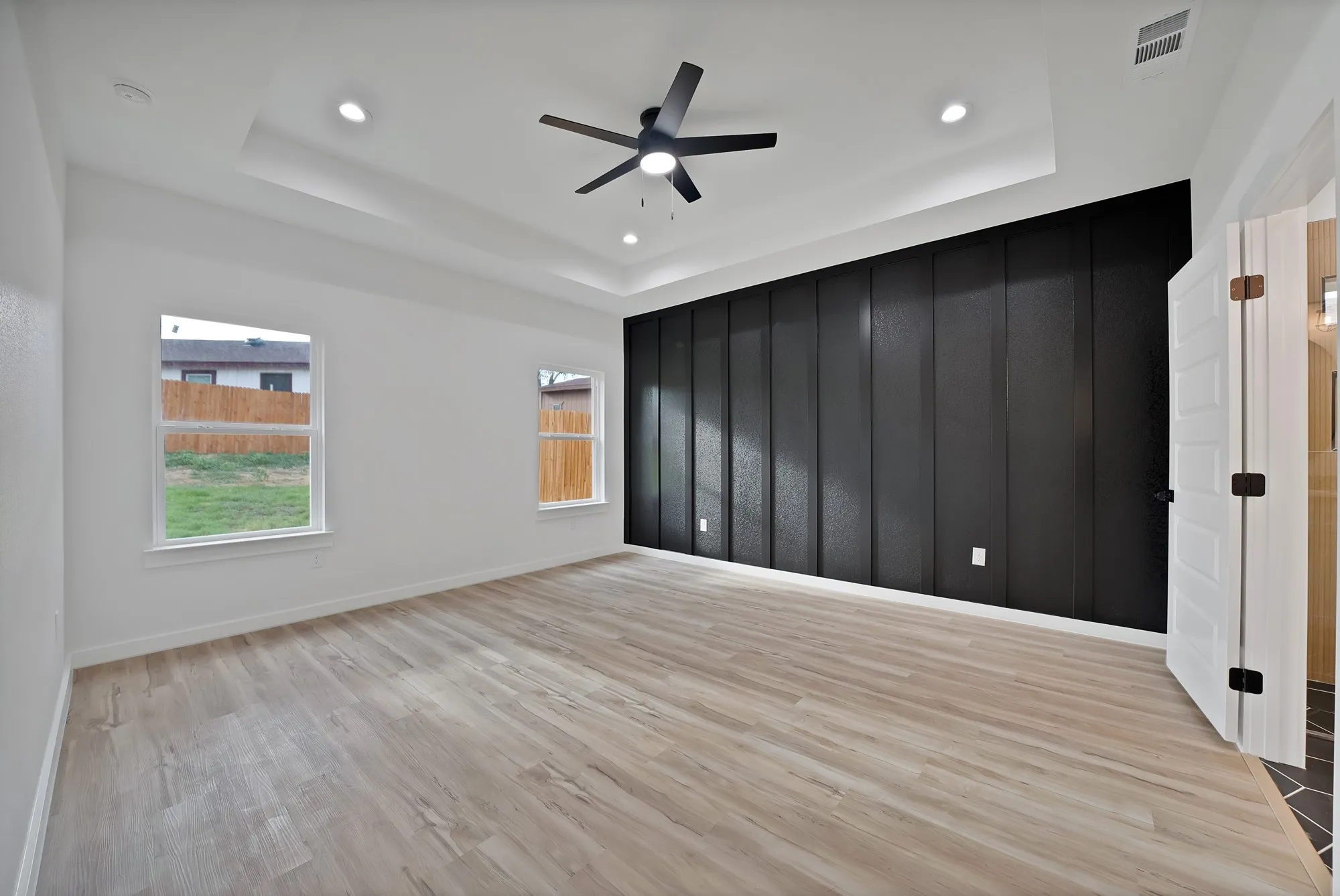 Single Family Residence For Sale in Tarrant County , 3005 Hanna Avenue, Fort Worth, Texas 76106, 4 Bedroom, 2 Bathroom, 2 Garage spaces, 1,802 Sqft, built in 2026, mls#21402079, Real Estate Agent in Fort Worth, Homes For Sale in Tarrant county, Homes For Sale in Fort Worth, Realtor in Fort Worth Texas, Real Estate Brokerage Independent Realty Texas, Luminita Cordes Realtor