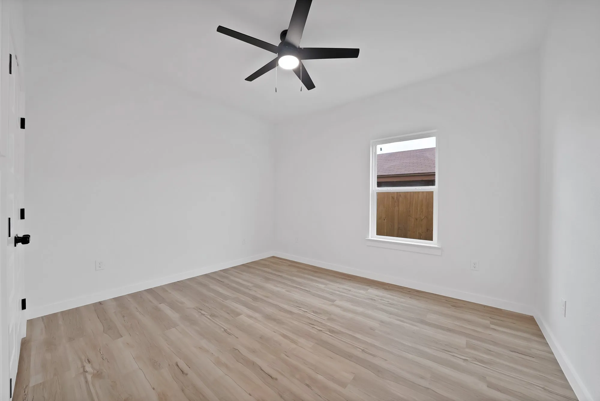 Single Family Residence For Sale in Tarrant County , 3005 Hanna Avenue, Fort Worth, Texas 76106, 4 Bedroom, 2 Bathroom, 2 Garage spaces, 1,802 Sqft, built in 2026, mls#21402079, Real Estate Agent in Fort Worth, Homes For Sale in Tarrant county, Homes For Sale in Fort Worth, Realtor in Fort Worth Texas, Real Estate Brokerage Independent Realty Texas, Luminita Cordes Realtor