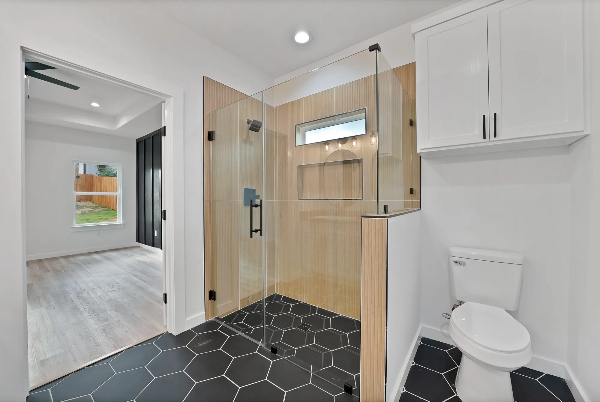 Single Family Residence For Sale in Tarrant County , 3005 Hanna Avenue, Fort Worth, Texas 76106, 4 Bedroom, 2 Bathroom, 2 Garage spaces, 1,802 Sqft, built in 2026, mls#21402079, Real Estate Agent in Fort Worth, Homes For Sale in Tarrant county, Homes For Sale in Fort Worth, Realtor in Fort Worth Texas, Real Estate Brokerage Independent Realty Texas, Luminita Cordes Realtor