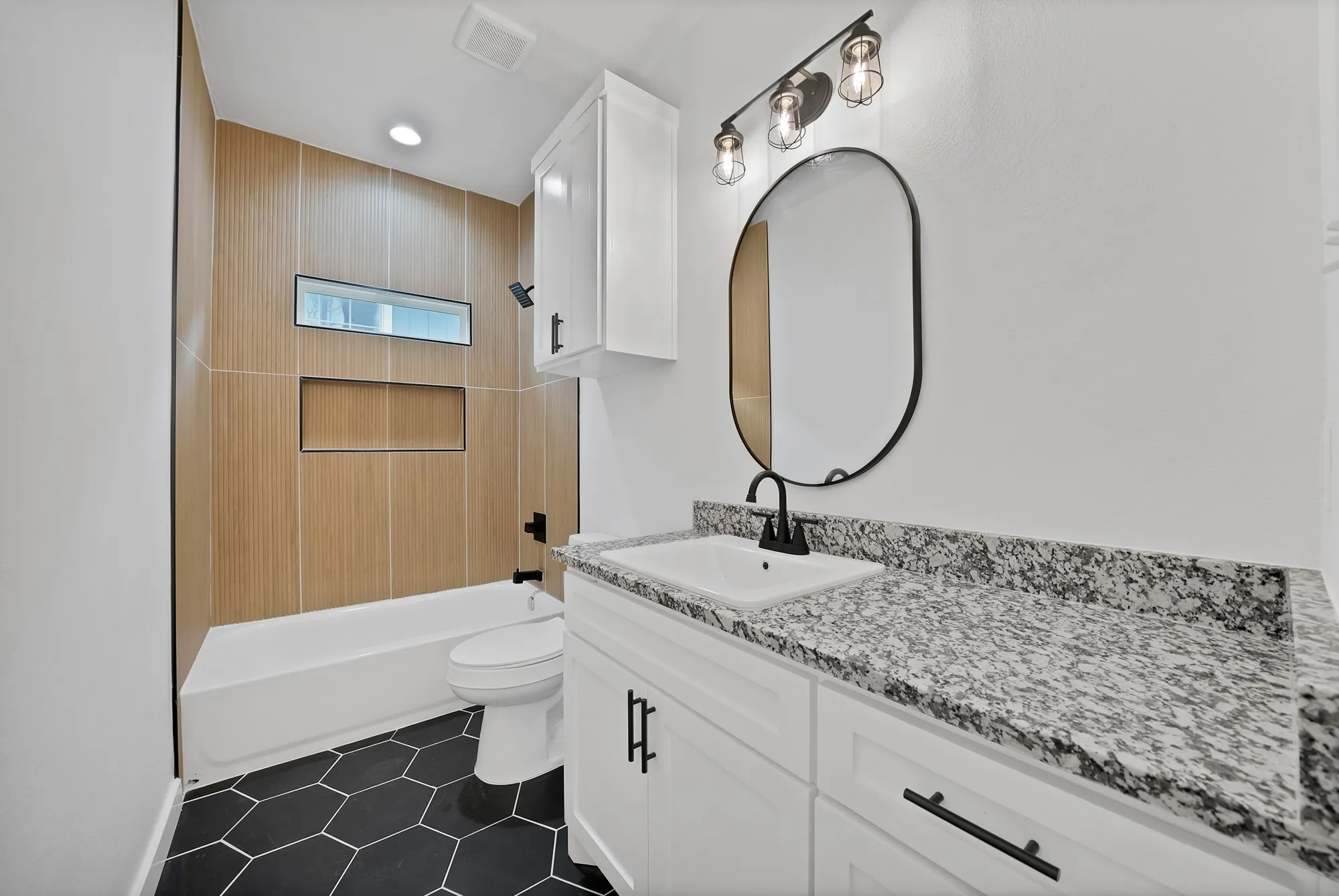 Single Family Residence For Sale in Tarrant County , 3005 Hanna Avenue, Fort Worth, Texas 76106, 4 Bedroom, 2 Bathroom, 2 Garage spaces, 1,802 Sqft, built in 2026, mls#21402079, Real Estate Agent in Fort Worth, Homes For Sale in Tarrant county, Homes For Sale in Fort Worth, Realtor in Fort Worth Texas, Real Estate Brokerage Independent Realty Texas, Luminita Cordes Realtor