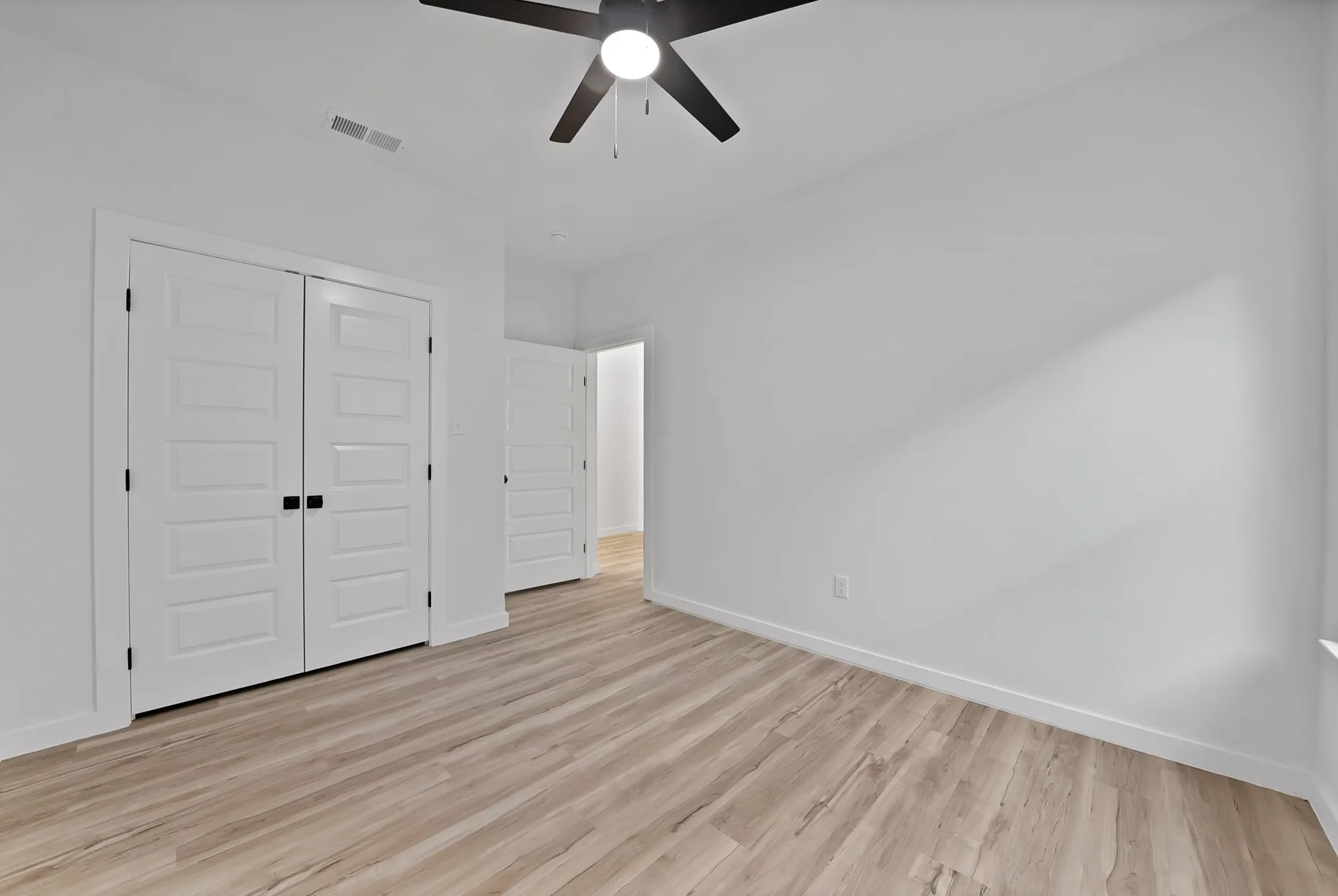 Single Family Residence For Sale in Tarrant County , 3005 Hanna Avenue, Fort Worth, Texas 76106, 4 Bedroom, 2 Bathroom, 2 Garage spaces, 1,802 Sqft, built in 2026, mls#21402079, Real Estate Agent in Fort Worth, Homes For Sale in Tarrant county, Homes For Sale in Fort Worth, Realtor in Fort Worth Texas, Real Estate Brokerage Independent Realty Texas, Luminita Cordes Realtor