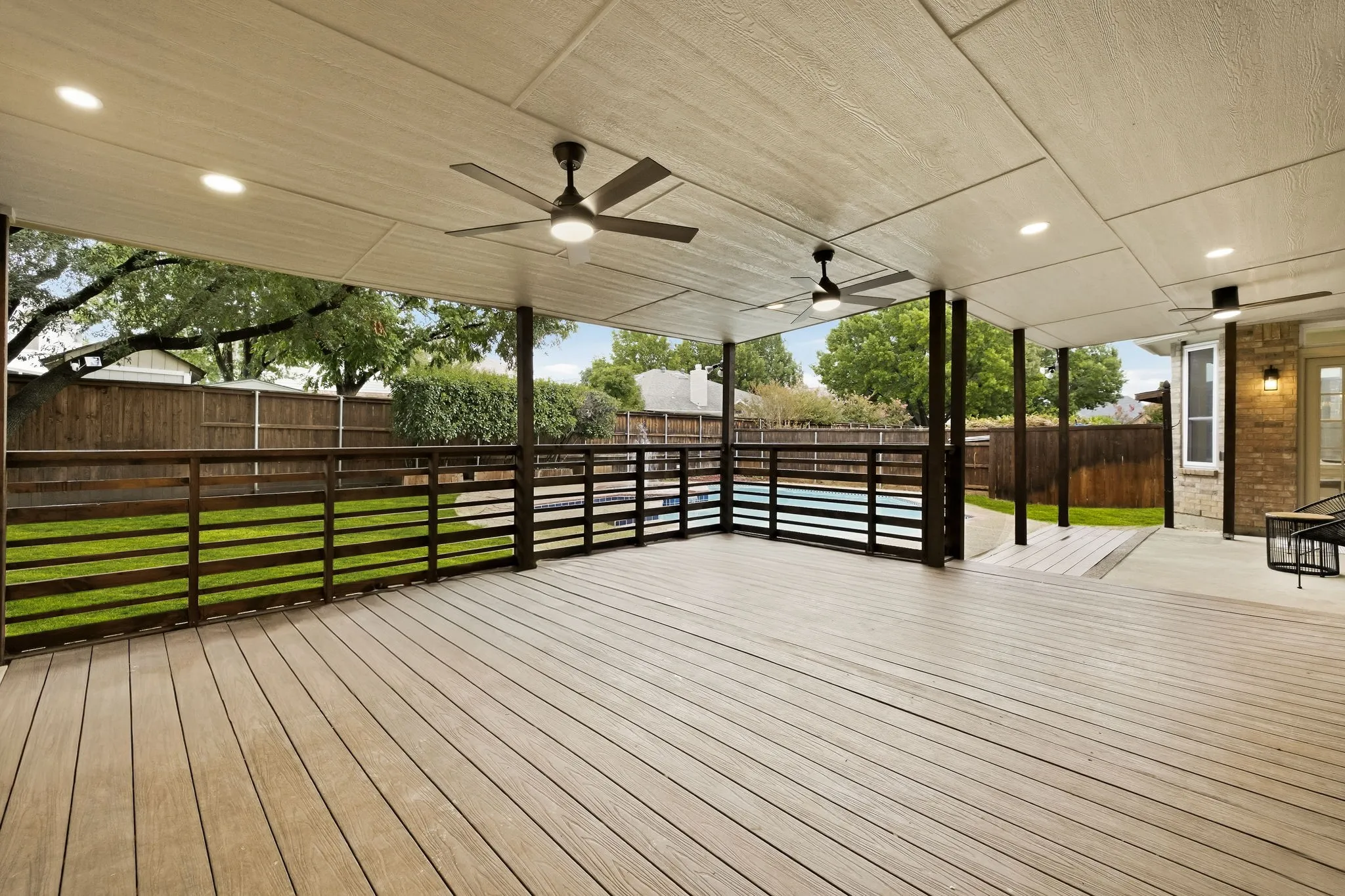Single Family Residence For Sale in Denton County , 2408 Amber Lane, Flower Mound, Texas 75028, 5 Bedroom, 4 Bathroom, 2 Garage spaces, 3,017 Sqft, built in 1994, mls#21401402, Real Estate Agent in Flower Mound, Homes For Sale in Denton county, Homes For Sale in Flower Mound, Realtor in Flower Mound Texas, Real Estate Brokerage Independent Realty Texas, Luminita Cordes Realtor