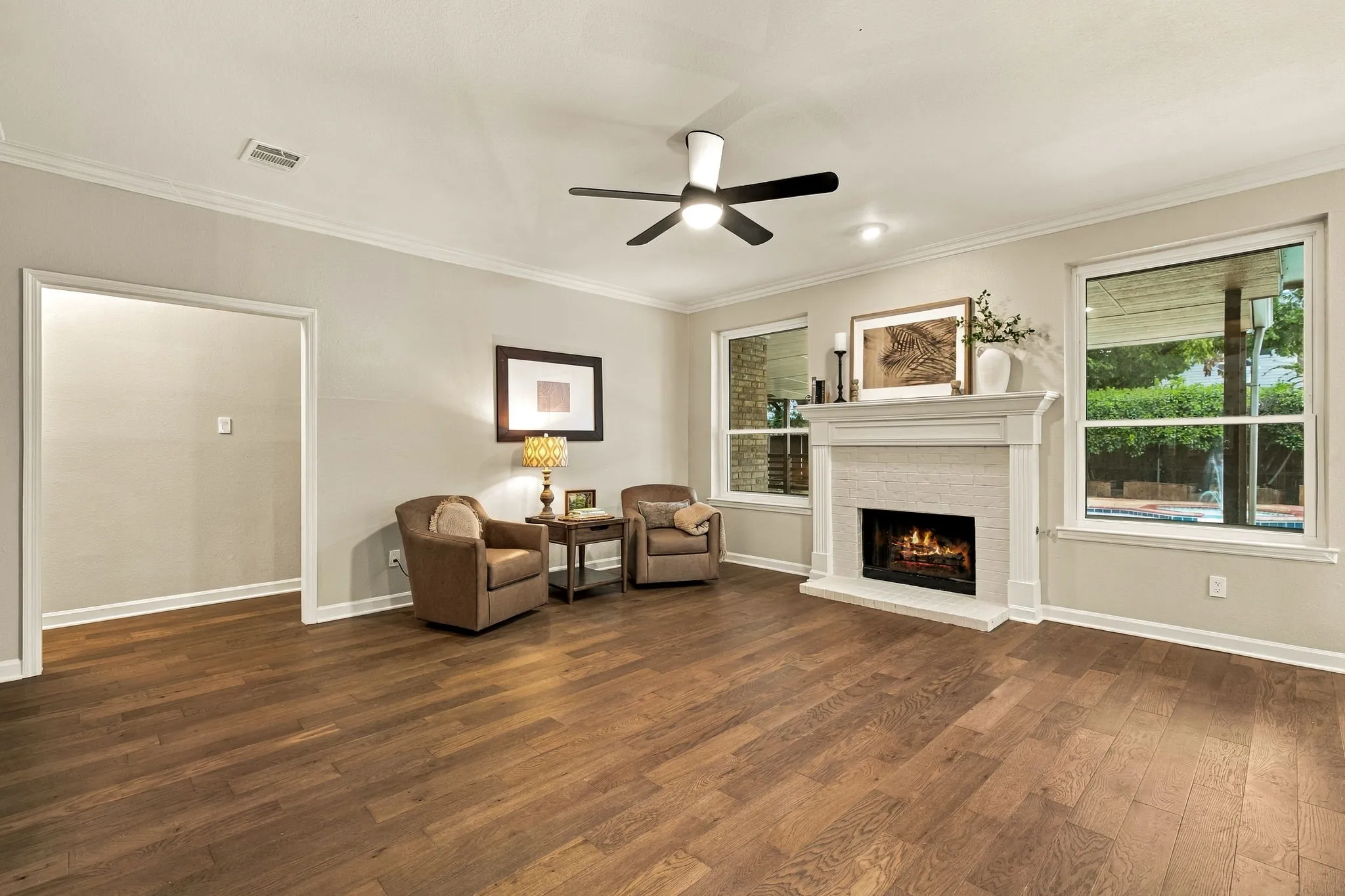 Single Family Residence For Sale in Denton County , 2408 Amber Lane, Flower Mound, Texas 75028, 5 Bedroom, 4 Bathroom, 2 Garage spaces, 3,017 Sqft, built in 1994, mls#21401402, Real Estate Agent in Flower Mound, Homes For Sale in Denton county, Homes For Sale in Flower Mound, Realtor in Flower Mound Texas, Real Estate Brokerage Independent Realty Texas, Luminita Cordes Realtor