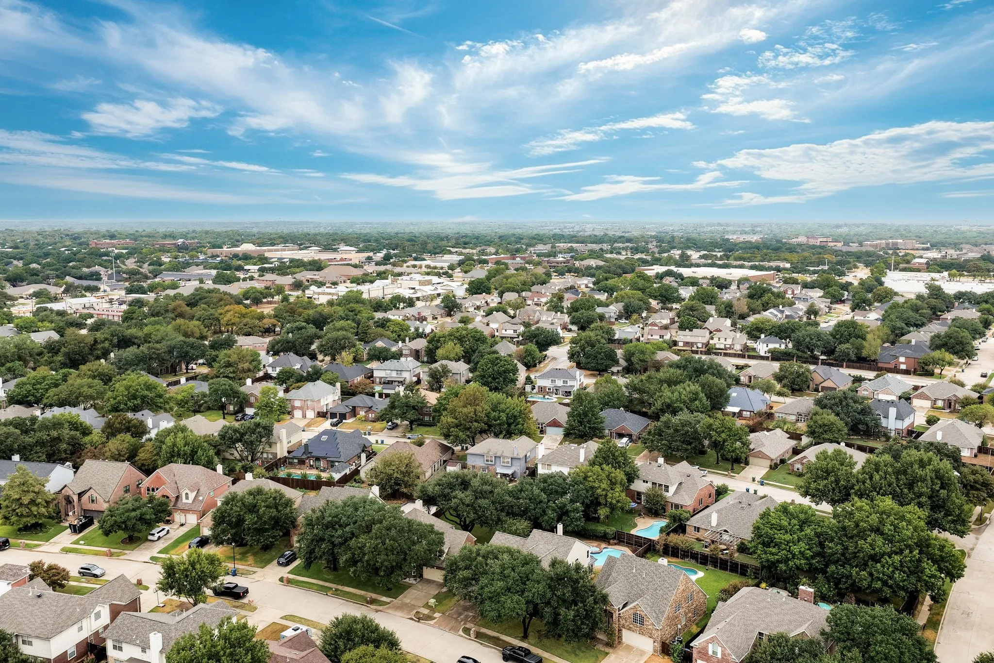 Single Family Residence For Sale in Denton County , 2408 Amber Lane, Flower Mound, Texas 75028, 5 Bedroom, 4 Bathroom, 2 Garage spaces, 3,017 Sqft, built in 1994, mls#21401402, Real Estate Agent in Flower Mound, Homes For Sale in Denton county, Homes For Sale in Flower Mound, Realtor in Flower Mound Texas, Real Estate Brokerage Independent Realty Texas, Luminita Cordes Realtor