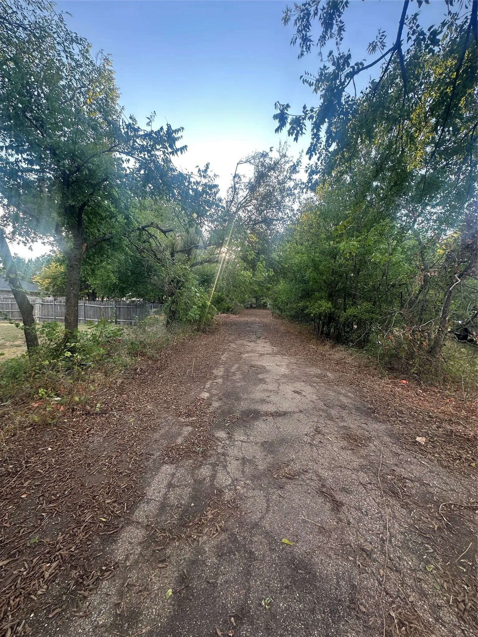 Unimproved Land For Sale in Ellis County , 5851 Fm 663, Midlothian, Texas 76065, 0, 0, Garage spaces, 0 Sqft, built in 0, mls#21397805, Real Estate Agent in Midlothian, Homes For Sale in Ellis county, Homes For Sale in Midlothian, Realtor in Midlothian Texas, Real Estate Brokerage Independent Realty Texas, Luminita Cordes Realtor