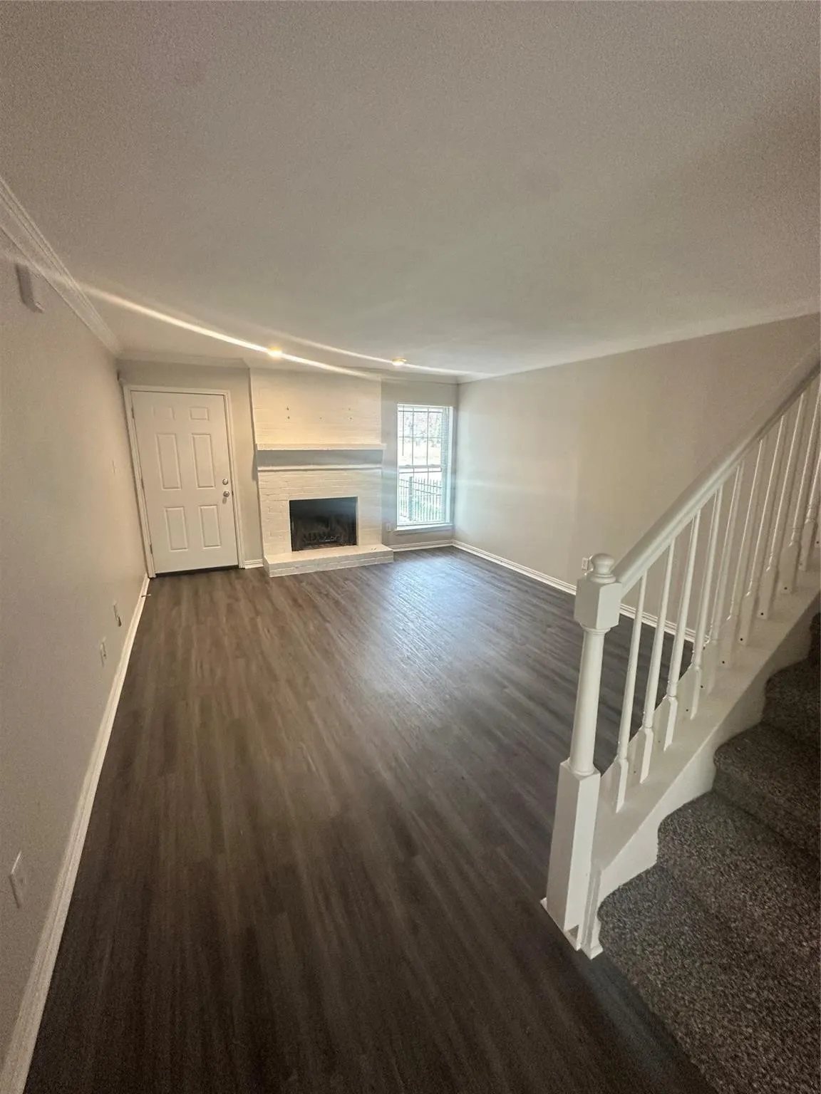 Condominium For Rent in Dallas County , 2268 Colony Court, Dallas, Texas 75235, 2 Bedroom, 2 Bathroom, Garage spaces, 1,148 Sqft, built in 1984, mls#21401990, Real Estate Agent in Dallas, Homes For Rent in Dallas county, Homes For Rent in Dallas, Realtor in Dallas Texas, Real Estate Brokerage Independent Realty Texas, Luminita Cordes Realtor