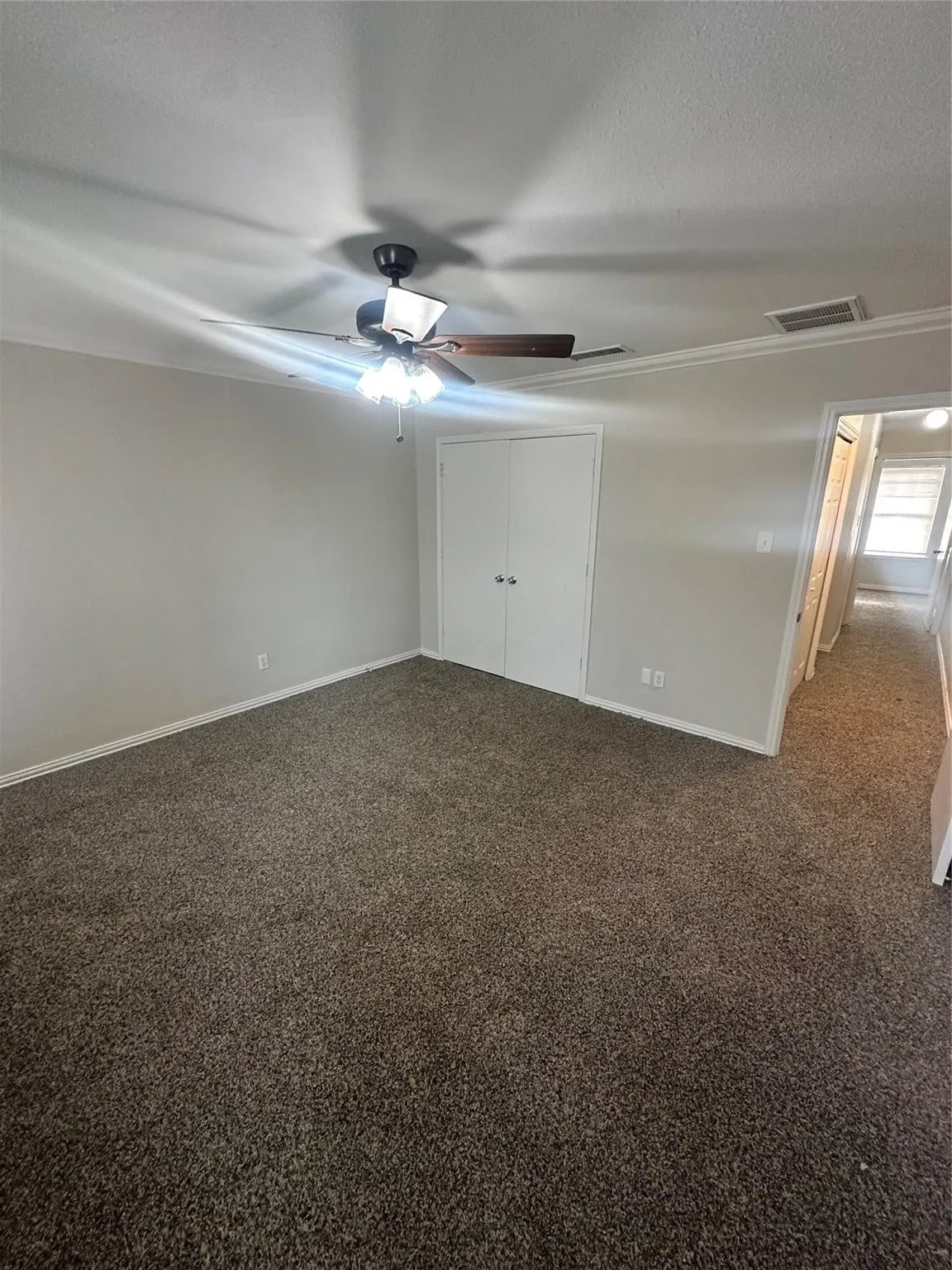 Condominium For Rent in Dallas County , 2268 Colony Court, Dallas, Texas 75235, 2 Bedroom, 2 Bathroom, Garage spaces, 1,148 Sqft, built in 1984, mls#21401990, Real Estate Agent in Dallas, Homes For Rent in Dallas county, Homes For Rent in Dallas, Realtor in Dallas Texas, Real Estate Brokerage Independent Realty Texas, Luminita Cordes Realtor