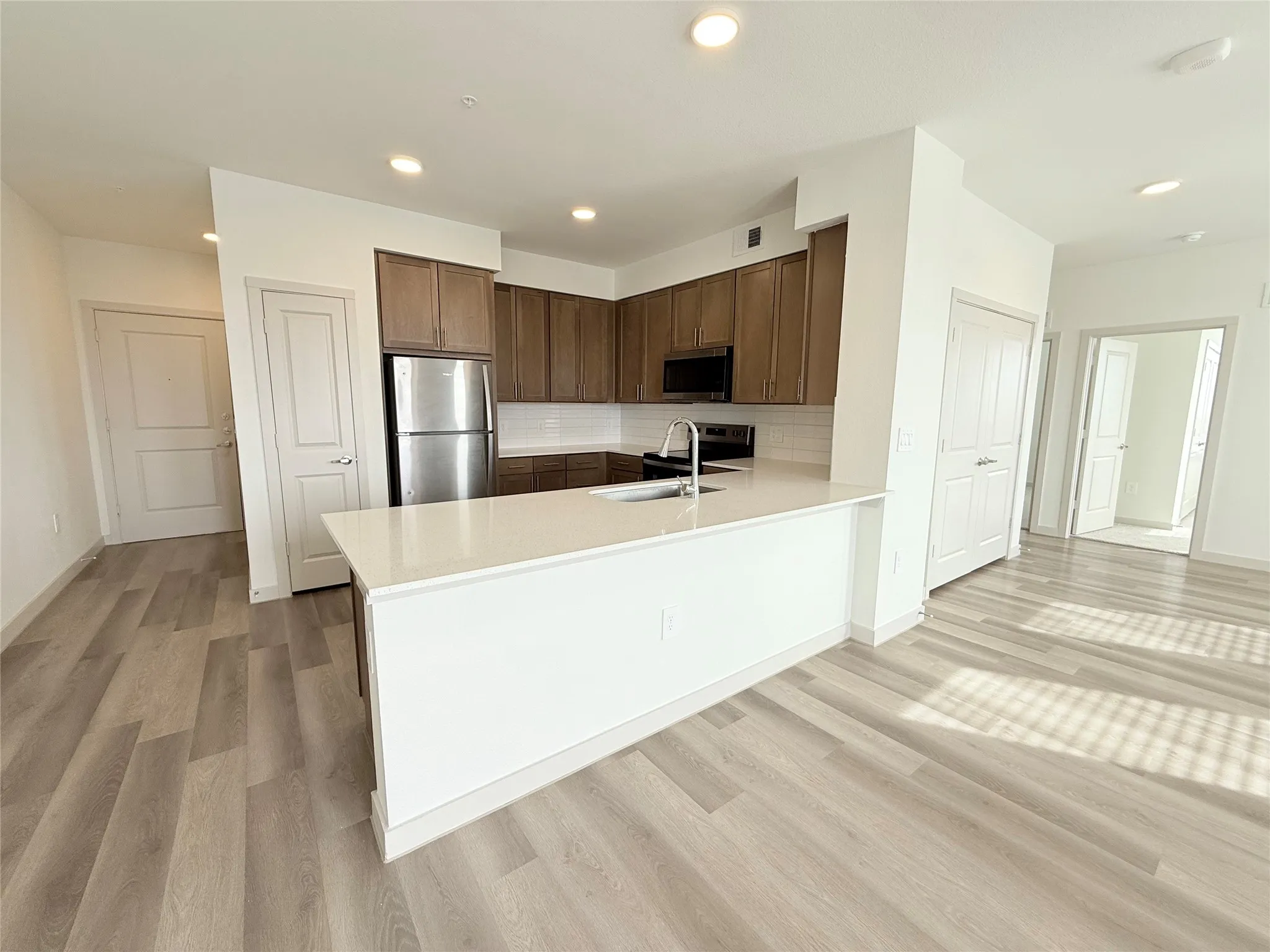 Apartment For Rent in Collin County , 3900 pga Parkway 2302, Frisco, Texas 75033, 3 Bedroom, 2 Bathroom, Garage spaces, 1,403 Sqft, built in 2024, mls#21402154, Real Estate Agent in Frisco, Homes For Rent in Collin county, Homes For Rent in Frisco, Realtor in Frisco Texas, Real Estate Brokerage Independent Realty Texas, Luminita Cordes Realtor