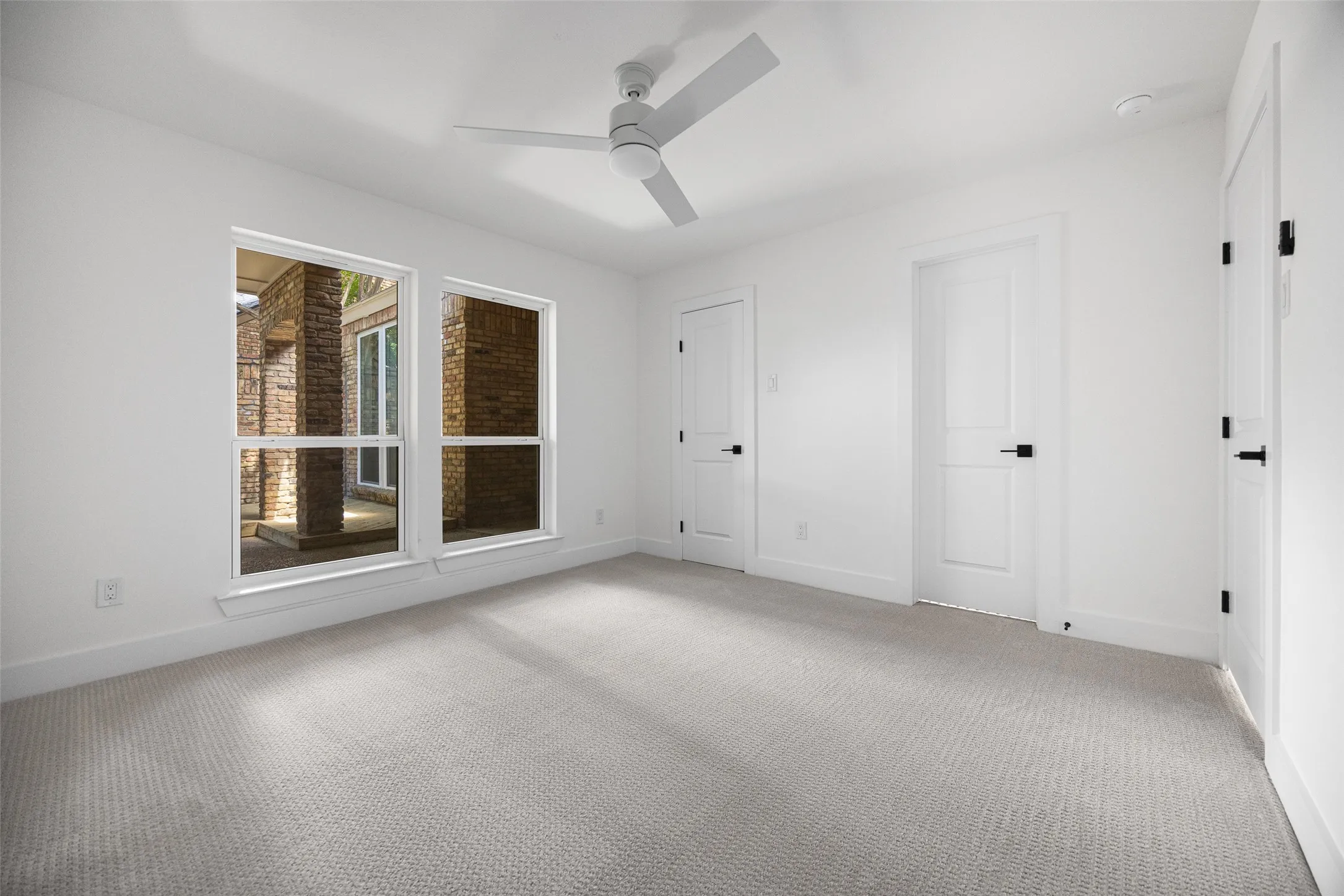 Single Family Residence For Sale in Dallas County , 6505 Laurel Valley Road, Dallas, Texas 75248, 3 Bedroom, 3 Bathroom, 2 Garage spaces, 2,684 Sqft, built in 1979, mls#21401332, Real Estate Agent in Dallas, Homes For Sale in Dallas county, Homes For Sale in Dallas, Realtor in Dallas Texas, Real Estate Brokerage Independent Realty Texas, Luminita Cordes Realtor