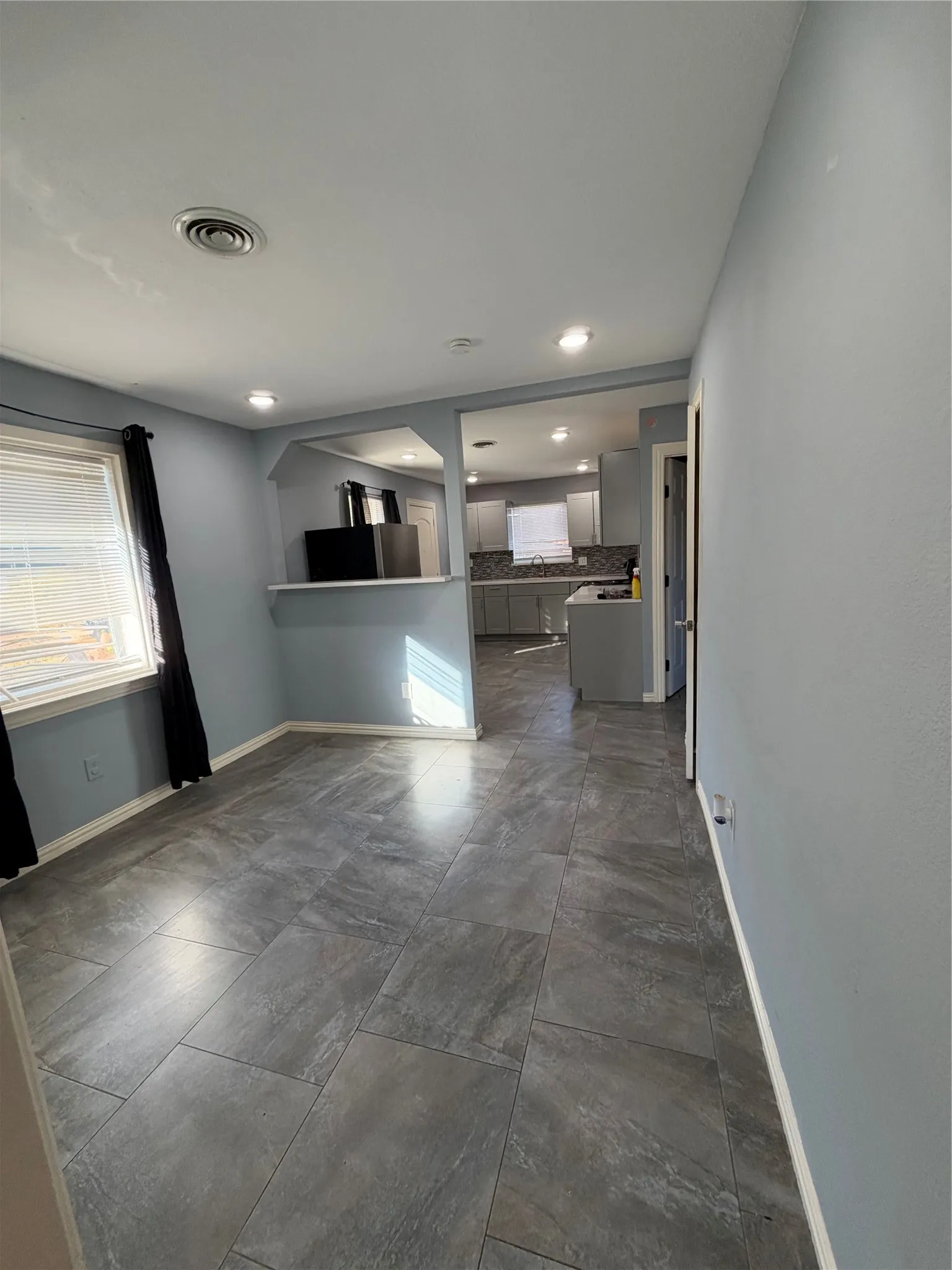 Single Family Residence For Rent in Dallas County , 1608 Edgemont Drive, Mesquite, Texas 75149, 3 Bedroom, 1 Bathroom, Garage spaces, 1,252 Sqft, built in 1960, mls#21402161, Real Estate Agent in Mesquite, Homes For Rent in Dallas county, Homes For Rent in Mesquite, Realtor in Mesquite Texas, Real Estate Brokerage Independent Realty Texas, Luminita Cordes Realtor