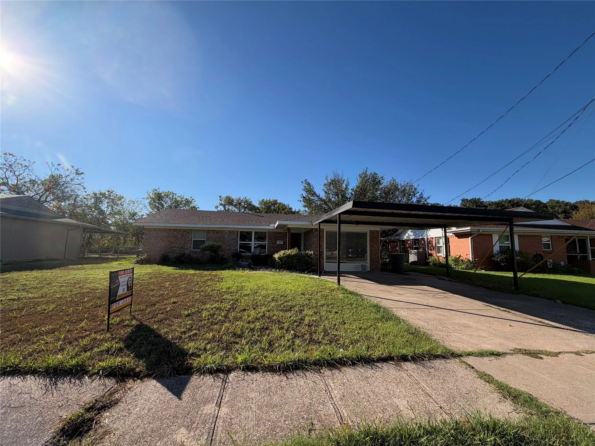 Single Family Residence For Rent in Dallas County , 1608 Edgemont Drive, Mesquite, Texas 75149, 3 Bedroom, 1 Bathroom, Garage spaces, 1,252 Sqft, built in 1960, mls#21402161, Real Estate Agent in Mesquite, Homes For Rent in Dallas county, Homes For Rent in Mesquite, Realtor in Mesquite Texas, Real Estate Brokerage Independent Realty Texas, Luminita Cordes Realtor