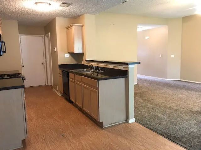 Single Family Residence For Rent in Dallas County , 220 Pinecrest, Seagoville, Texas 75159, 3 Bedroom, 2 Bathroom, 2 Garage spaces, 1,382 Sqft, built in 2004, mls#21397776, Real Estate Agent in Seagoville, Homes For Rent in Dallas county, Homes For Rent in Seagoville, Realtor in Seagoville Texas, Real Estate Brokerage Independent Realty Texas, Luminita Cordes Realtor