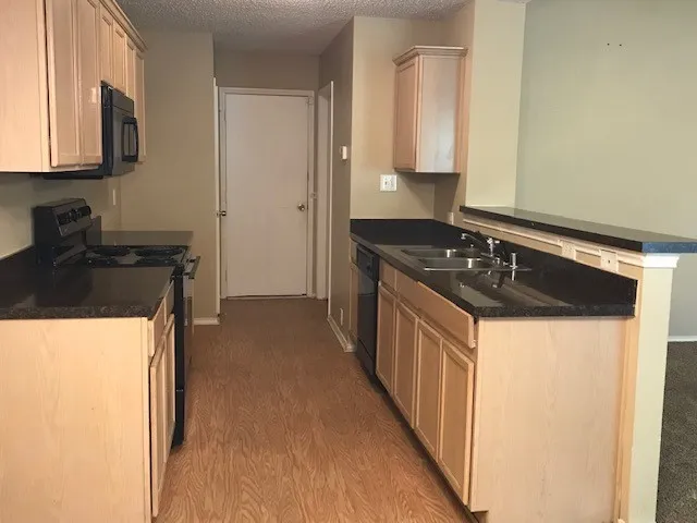 Single Family Residence For Rent in Dallas County , 220 Pinecrest, Seagoville, Texas 75159, 3 Bedroom, 2 Bathroom, 2 Garage spaces, 1,382 Sqft, built in 2004, mls#21397776, Real Estate Agent in Seagoville, Homes For Rent in Dallas county, Homes For Rent in Seagoville, Realtor in Seagoville Texas, Real Estate Brokerage Independent Realty Texas, Luminita Cordes Realtor