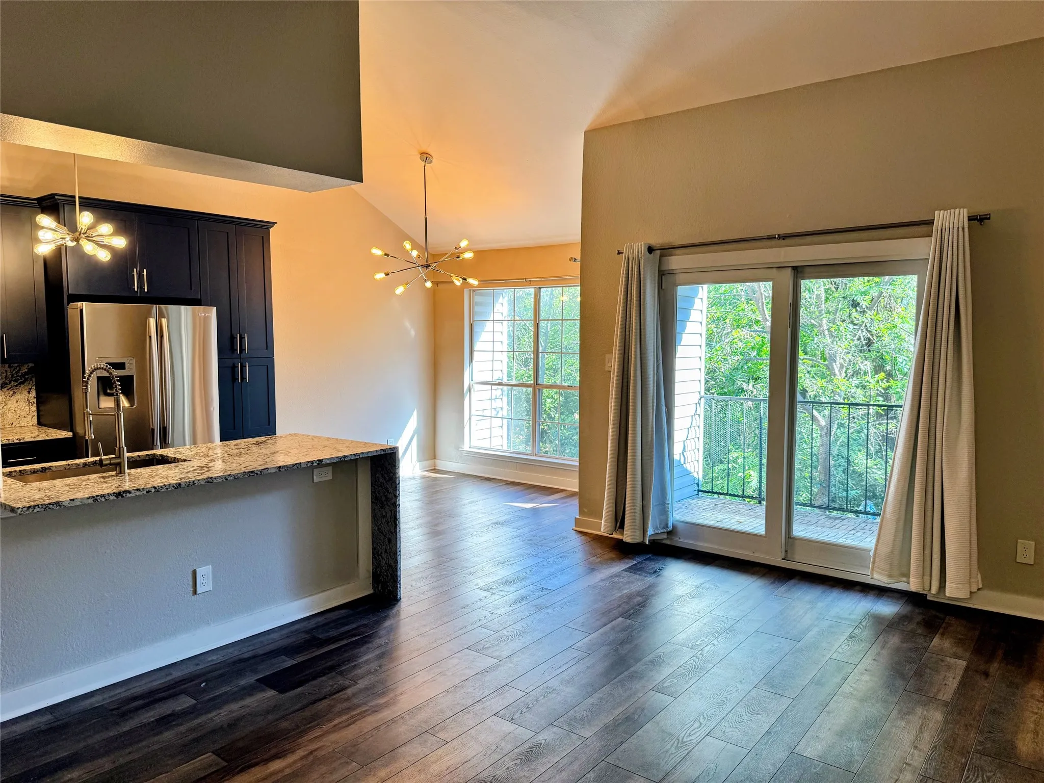 Condominium For Rent