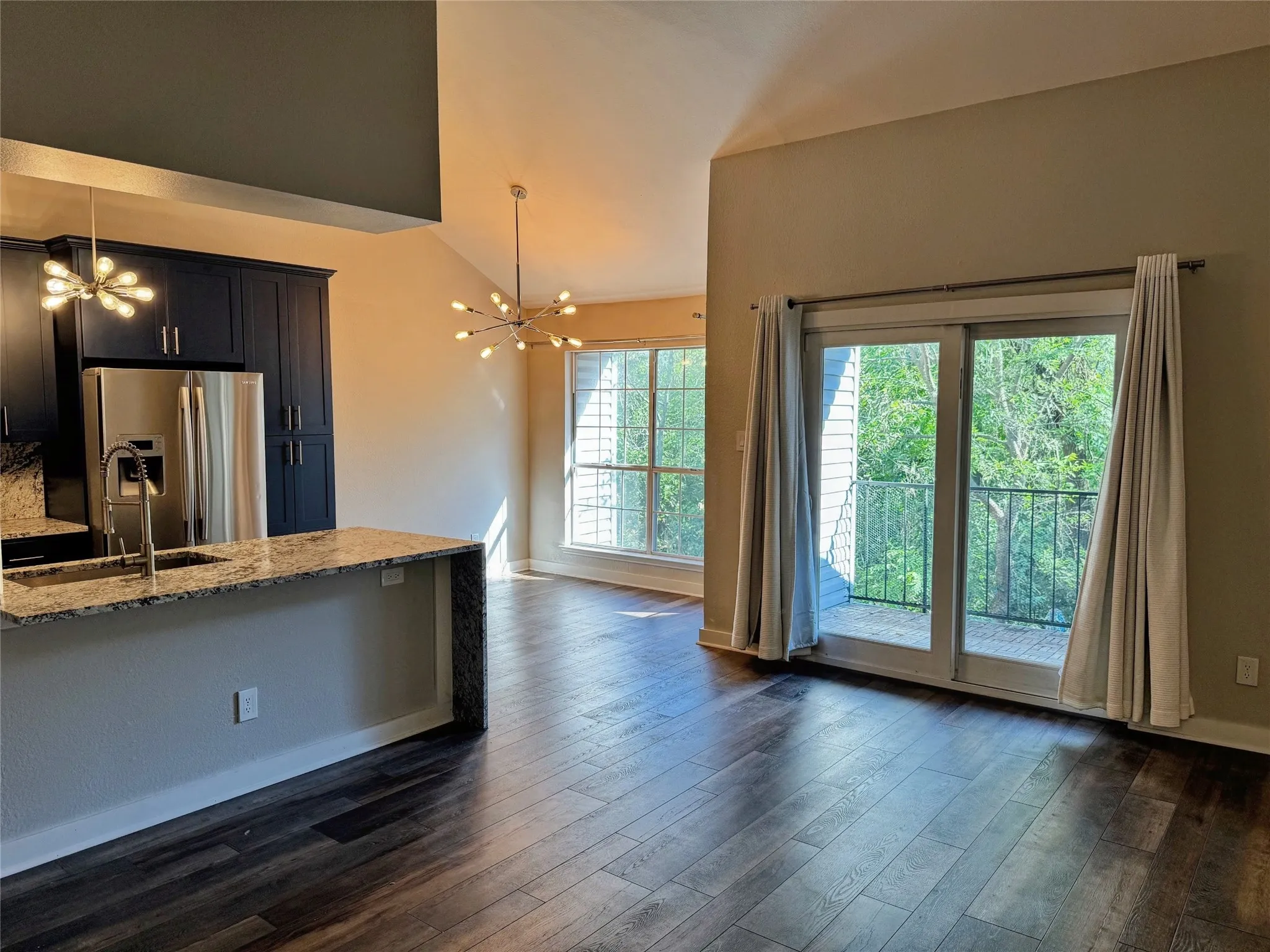 Condominium For Rent