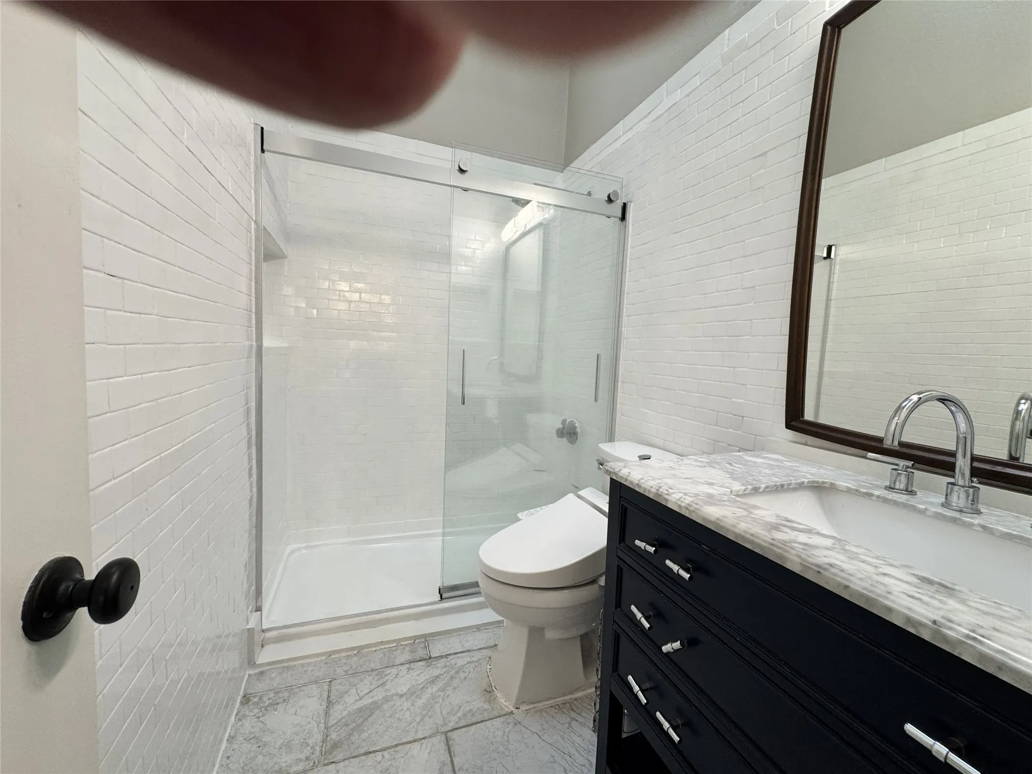 Condominium For Rent in Dallas County , 2506 Wedglea Drive 802, Dallas, Texas 75211, 1 Bedroom, 1 Bathroom, Garage spaces, 733 Sqft, built in 1985, mls#21402110, Real Estate Agent in Dallas, Homes For Rent in Dallas county, Homes For Rent in Dallas, Realtor in Dallas Texas, Real Estate Brokerage Independent Realty Texas, Luminita Cordes Realtor