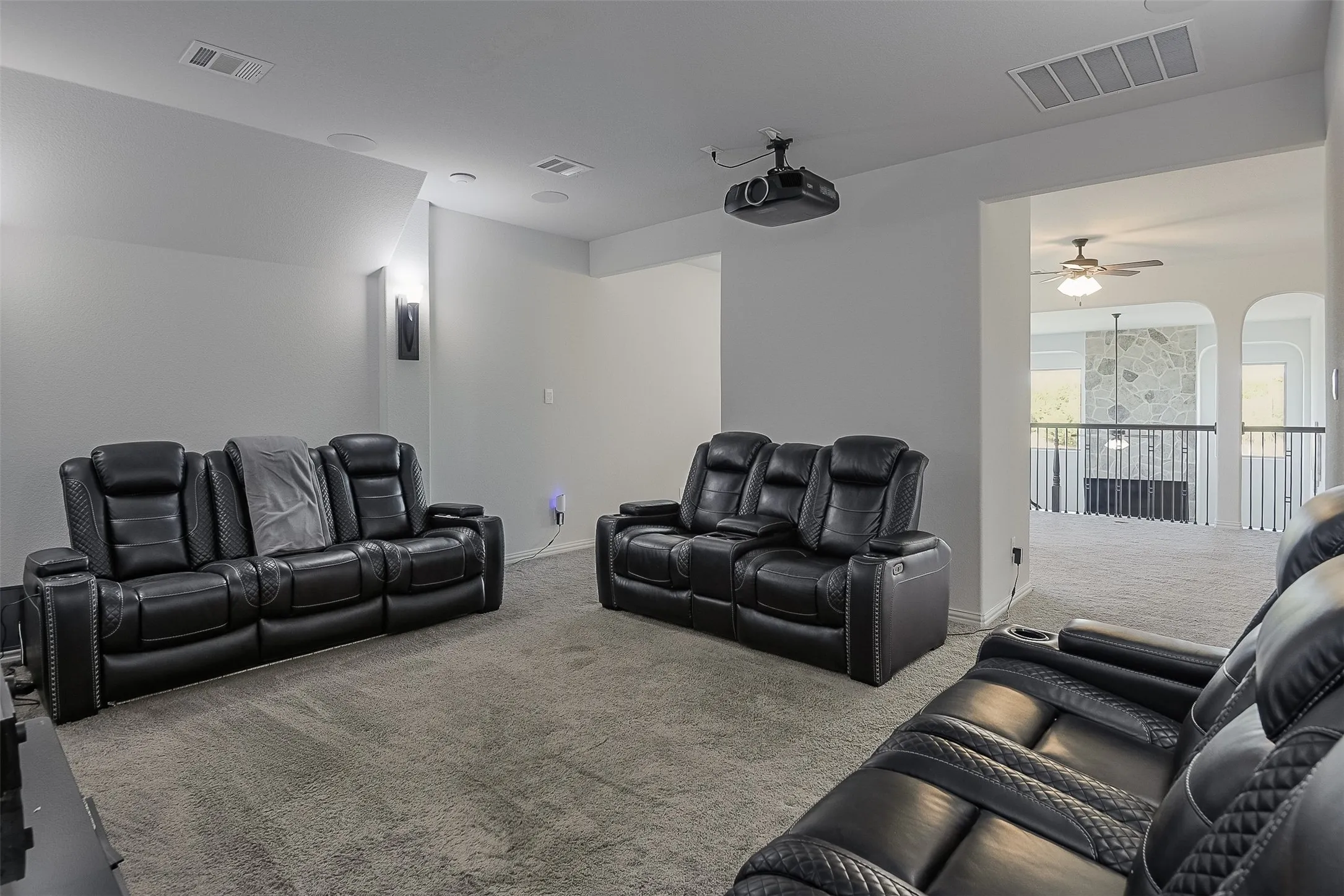Single Family Residence For Sale in Ellis County , 4111 Roberts Lane, Midlothian, Texas 76065, 4 Bedroom, 6 Bathroom, 3 Garage spaces, 3,784 Sqft, built in 2019, mls#21393913, Real Estate Agent in Midlothian, Homes For Sale in Ellis county, Homes For Sale in Midlothian, Realtor in Midlothian Texas, Real Estate Brokerage Independent Realty Texas, Luminita Cordes Realtor