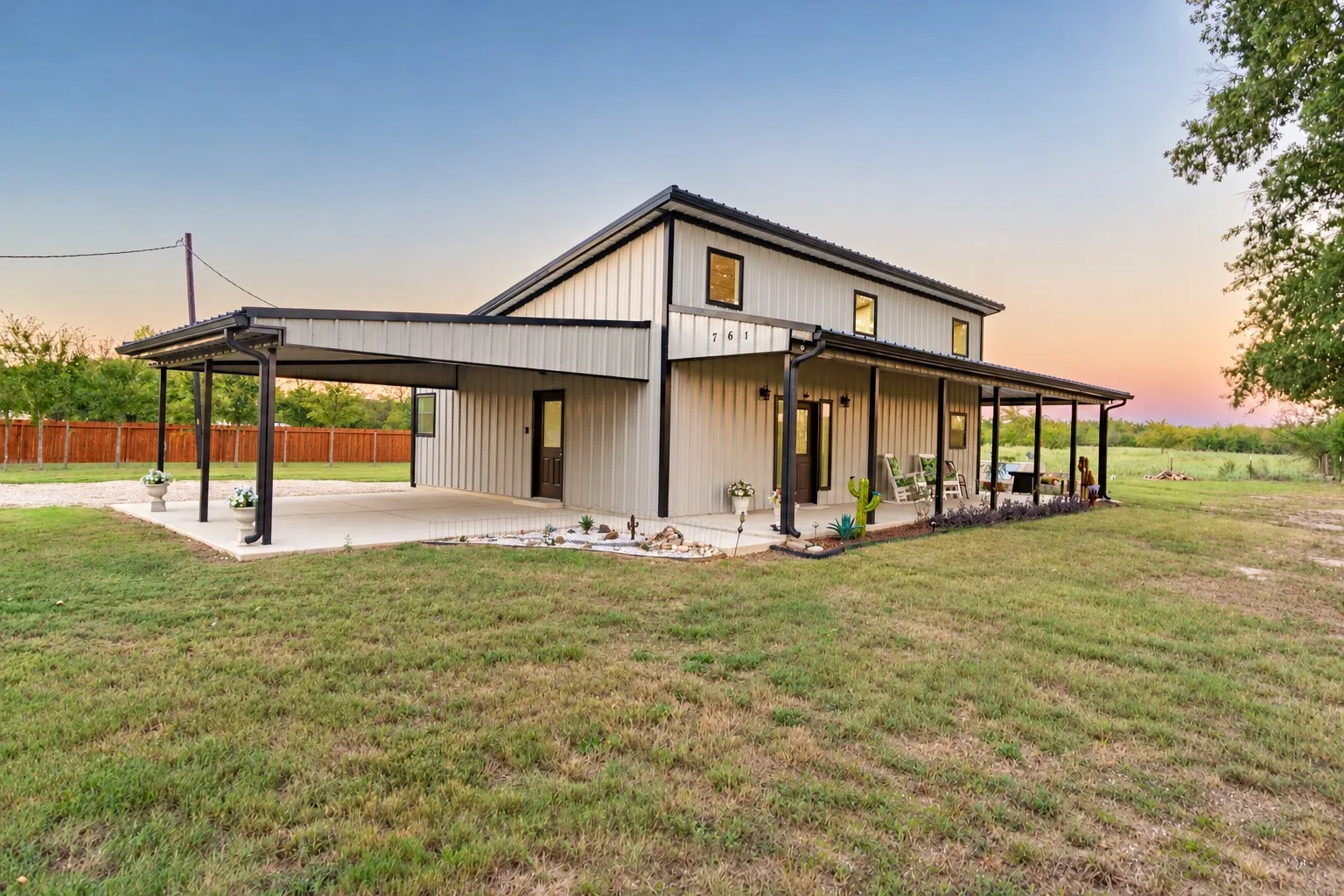Single Family Residence For Sale in Van Zandt County , 761 Vz County Road 2910, Eustace, Texas 75124, 1 Bedroom, 2 Bathroom, Garage spaces, 1,120 Sqft, built in 2023, mls#21402173, Real Estate Agent in Eustace, Homes For Sale in Van Zandt county, Homes For Sale in Eustace, Realtor in Eustace Texas, Real Estate Brokerage Independent Realty Texas, Luminita Cordes Realtor