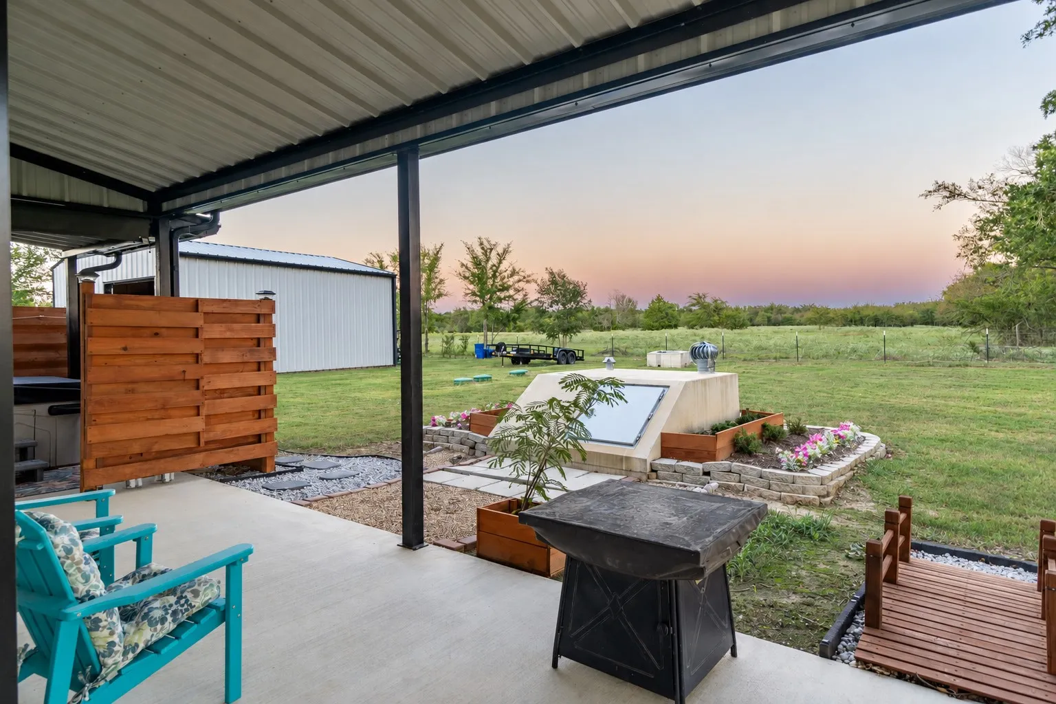 Single Family Residence For Sale in Van Zandt County , 761 Vz County Road 2910, Eustace, Texas 75124, 1 Bedroom, 2 Bathroom, Garage spaces, 1,120 Sqft, built in 2023, mls#21402173, Real Estate Agent in Eustace, Homes For Sale in Van Zandt county, Homes For Sale in Eustace, Realtor in Eustace Texas, Real Estate Brokerage Independent Realty Texas, Luminita Cordes Realtor