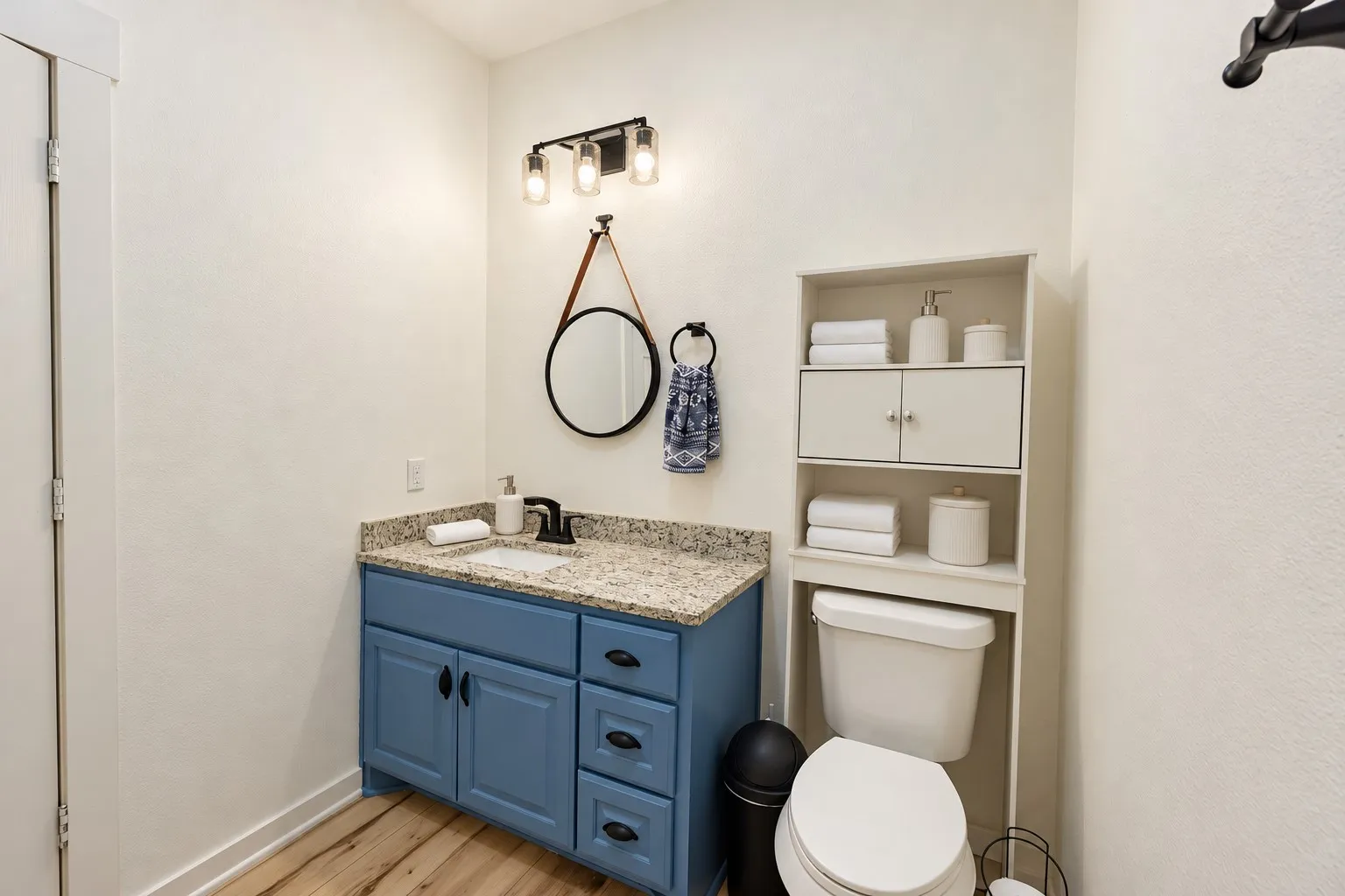 Single Family Residence For Sale in Van Zandt County , 761 Vz County Road 2910, Eustace, Texas 75124, 1 Bedroom, 2 Bathroom, Garage spaces, 1,120 Sqft, built in 2023, mls#21402173, Real Estate Agent in Eustace, Homes For Sale in Van Zandt county, Homes For Sale in Eustace, Realtor in Eustace Texas, Real Estate Brokerage Independent Realty Texas, Luminita Cordes Realtor