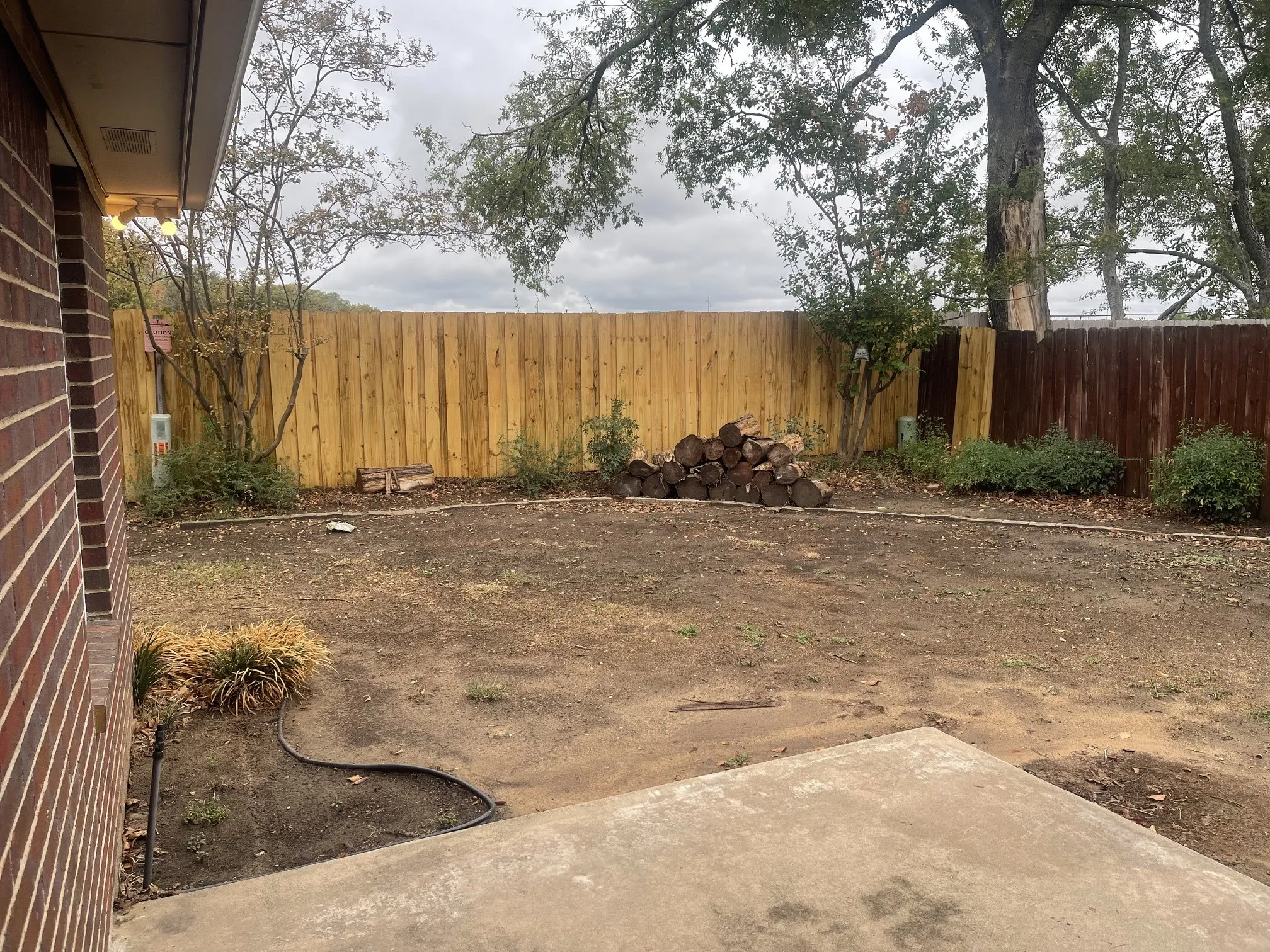 Single Family Residence For Rent in Denton County , 816 Brittany Drive, Denton, Texas 76209, 4 Bedroom, 2 Bathroom, 2 Garage spaces, 1,436 Sqft, built in 1993, mls#21398547, Real Estate Agent in Denton, Homes For Rent in Denton county, Homes For Rent in Denton, Realtor in Denton Texas, Real Estate Brokerage Independent Realty Texas, Luminita Cordes Realtor