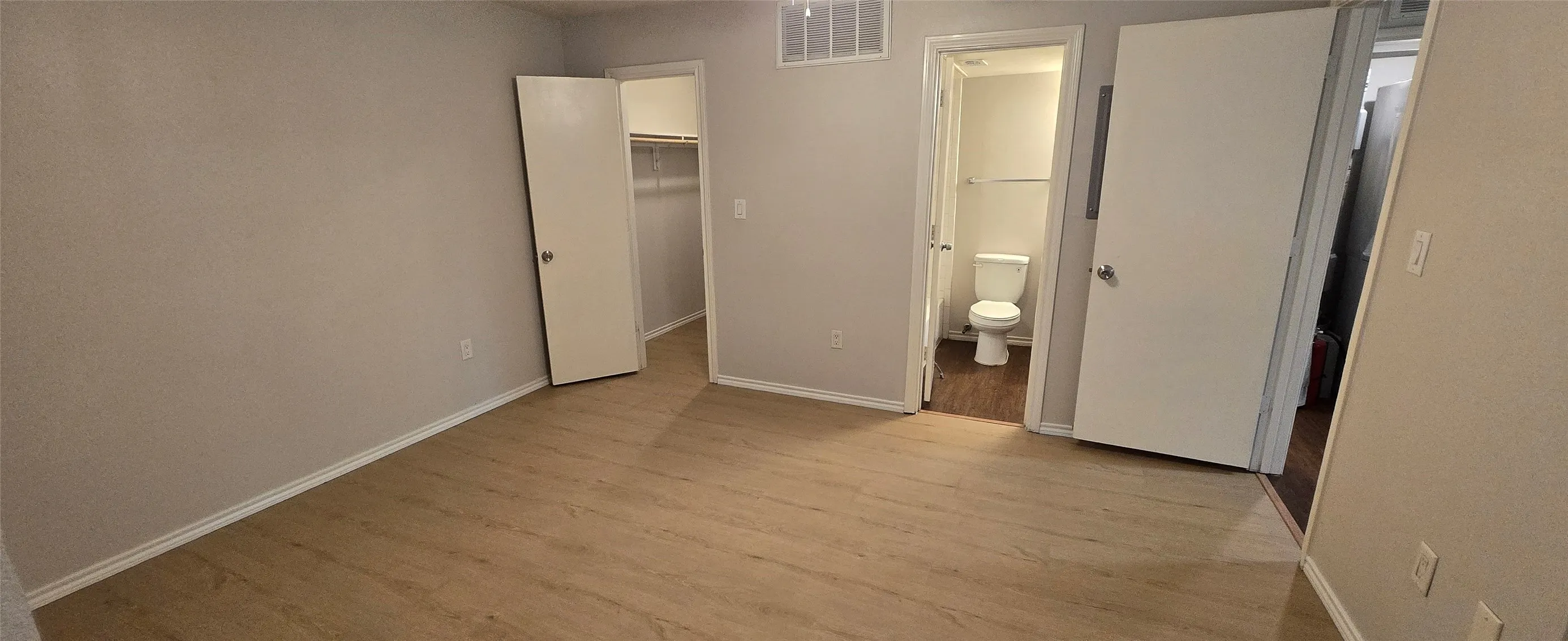 Condominium For Sale in Dallas County , 9837 Walnut Street 101, Dallas, Texas 75243, 2 Bedroom, 1 Bathroom, Garage spaces, 808 Sqft, built in 2018, mls#21402174, Real Estate Agent in Dallas, Homes For Sale in Dallas county, Homes For Sale in Dallas, Realtor in Dallas Texas, Real Estate Brokerage Independent Realty Texas, Luminita Cordes Realtor