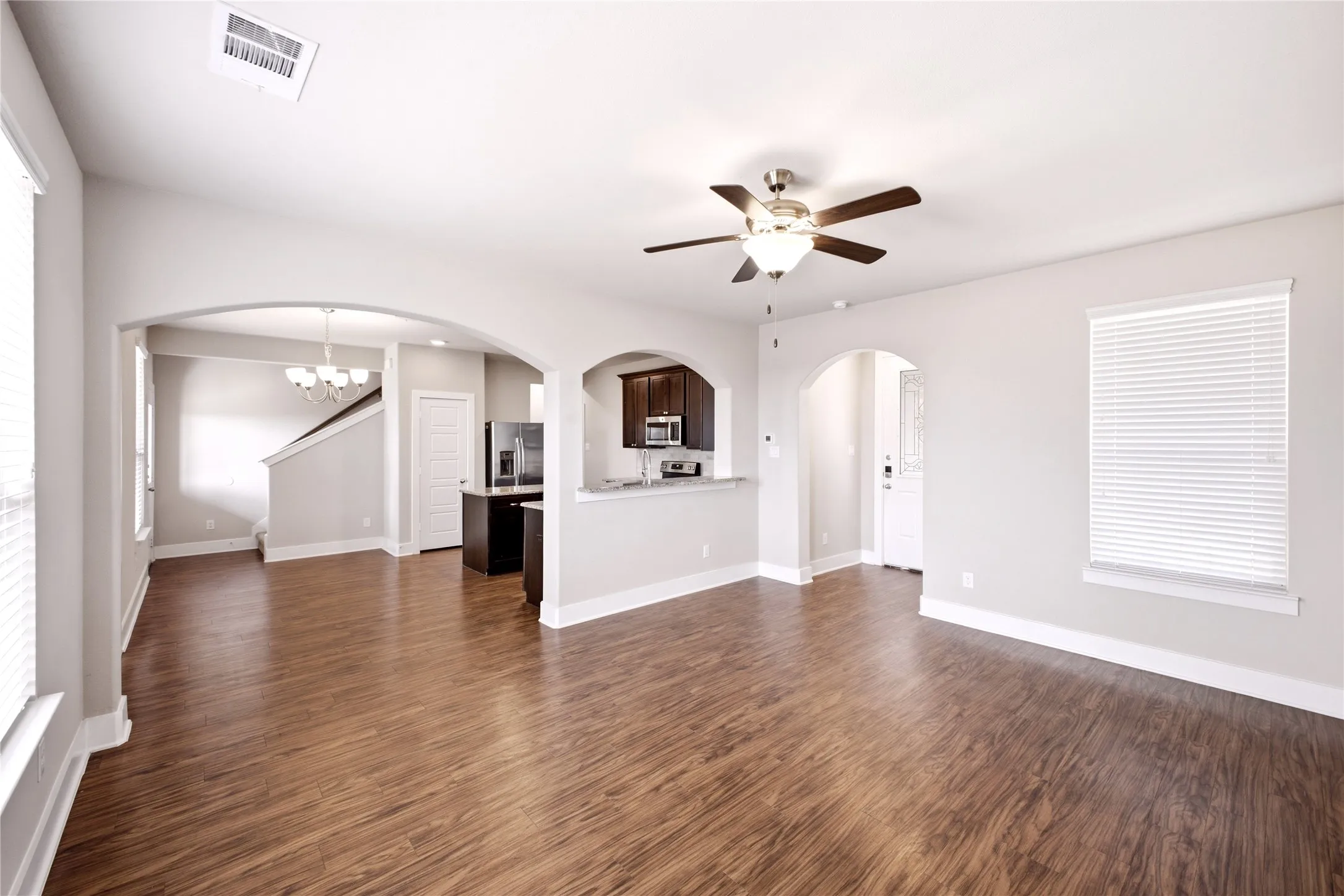 Duplex For Rent in Denton County , 3904 Ashton Drive, Sanger, Texas 76266, 3 Bedroom, 3 Bathroom, 1 Garage spaces, 1,484 Sqft, built in 2018, mls#21402172, Real Estate Agent in Sanger, Homes For Rent in Denton county, Homes For Rent in Sanger, Realtor in Sanger Texas, Real Estate Brokerage Independent Realty Texas, Luminita Cordes Realtor