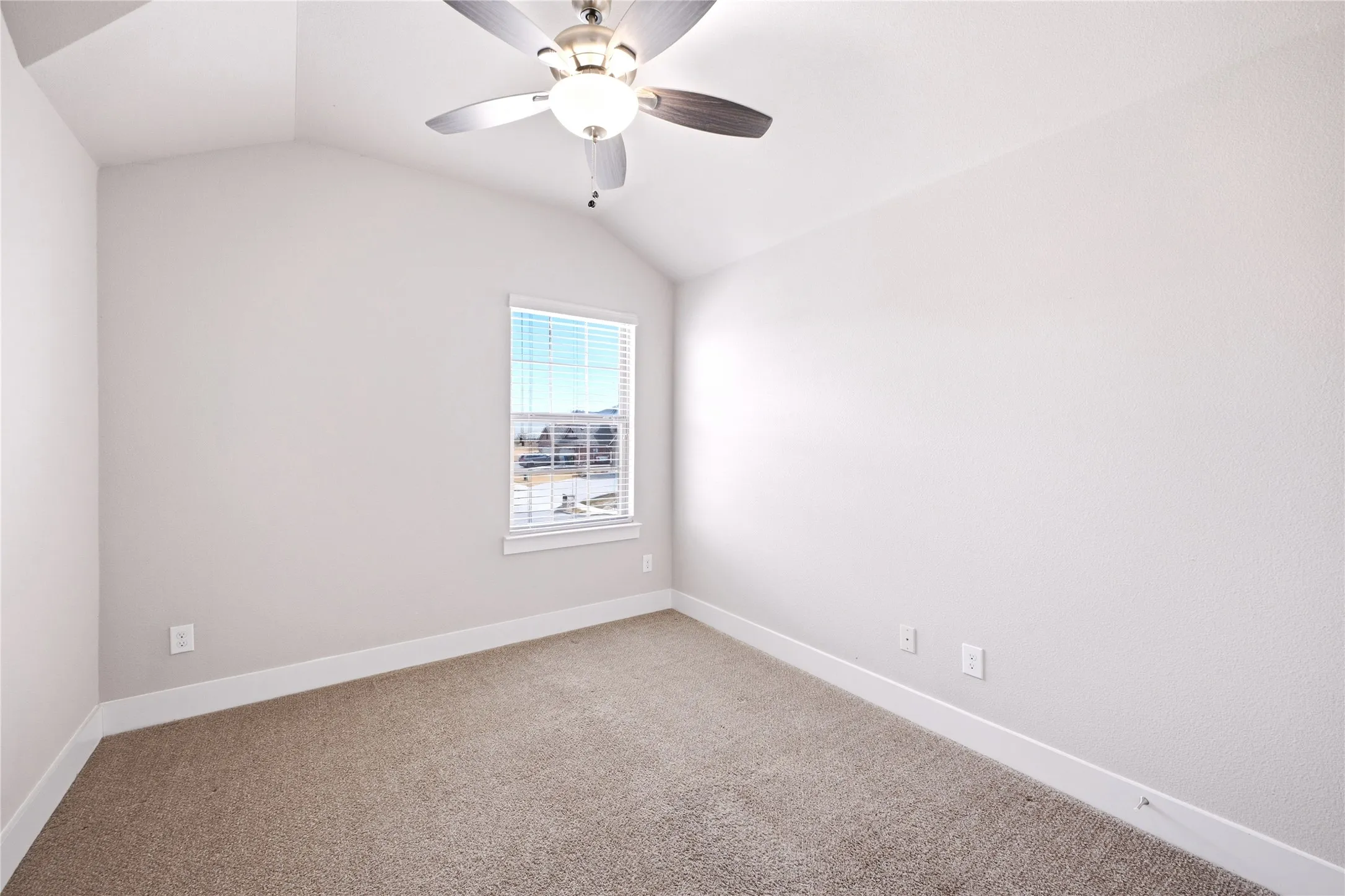 Duplex For Rent in Denton County , 3904 Ashton Drive, Sanger, Texas 76266, 3 Bedroom, 3 Bathroom, 1 Garage spaces, 1,484 Sqft, built in 2018, mls#21402172, Real Estate Agent in Sanger, Homes For Rent in Denton county, Homes For Rent in Sanger, Realtor in Sanger Texas, Real Estate Brokerage Independent Realty Texas, Luminita Cordes Realtor