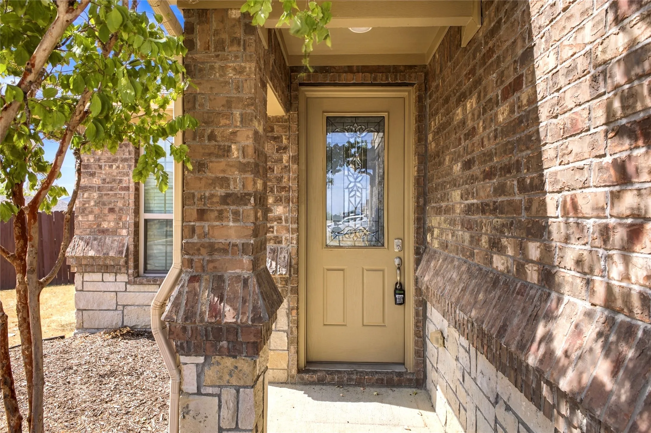 Duplex For Rent in Denton County , 3904 Ashton Drive, Sanger, Texas 76266, 3 Bedroom, 3 Bathroom, 1 Garage spaces, 1,484 Sqft, built in 2018, mls#21402172, Real Estate Agent in Sanger, Homes For Rent in Denton county, Homes For Rent in Sanger, Realtor in Sanger Texas, Real Estate Brokerage Independent Realty Texas, Luminita Cordes Realtor