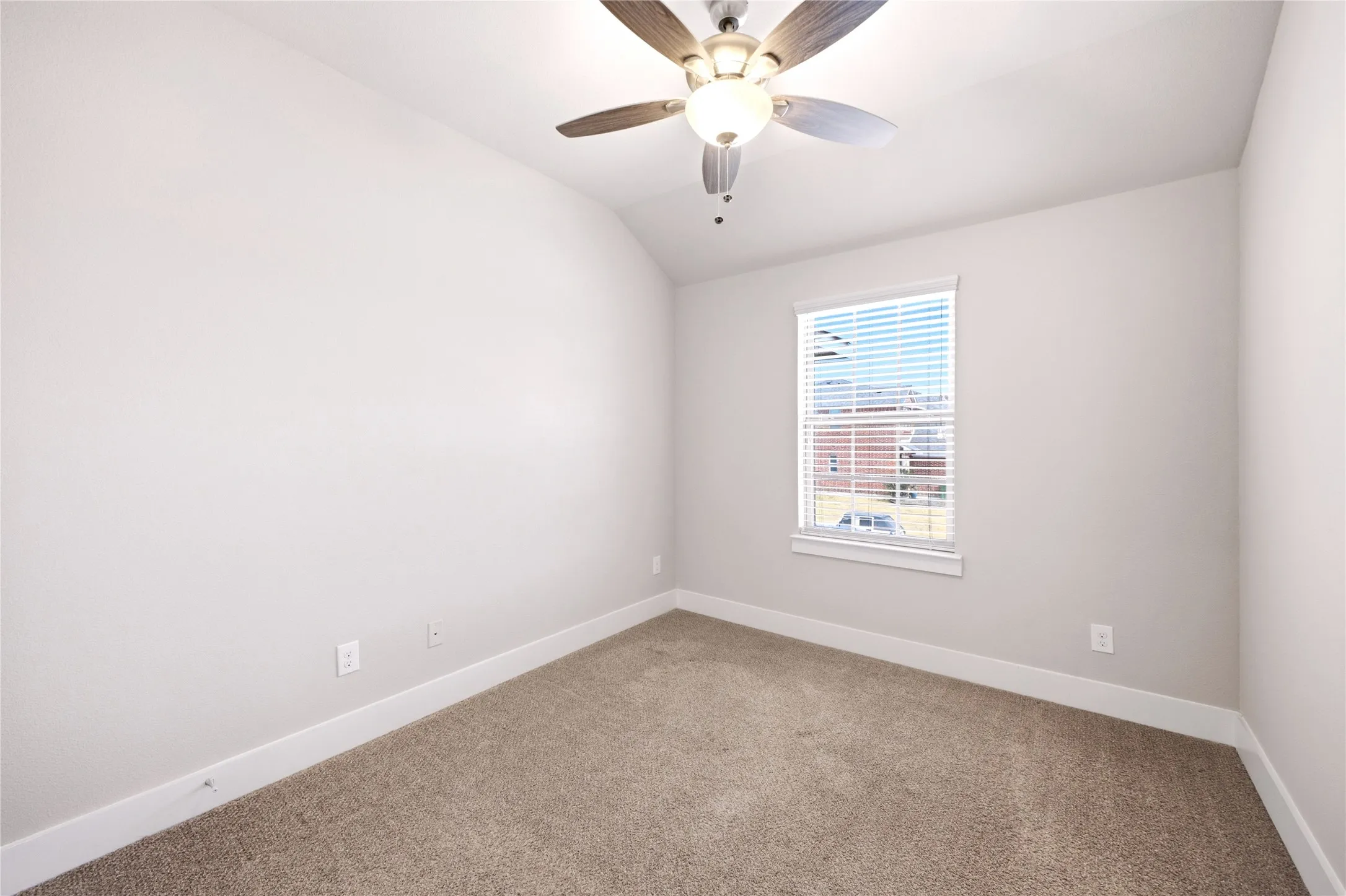 Duplex For Rent in Denton County , 3904 Ashton Drive, Sanger, Texas 76266, 3 Bedroom, 3 Bathroom, 1 Garage spaces, 1,484 Sqft, built in 2018, mls#21402172, Real Estate Agent in Sanger, Homes For Rent in Denton county, Homes For Rent in Sanger, Realtor in Sanger Texas, Real Estate Brokerage Independent Realty Texas, Luminita Cordes Realtor