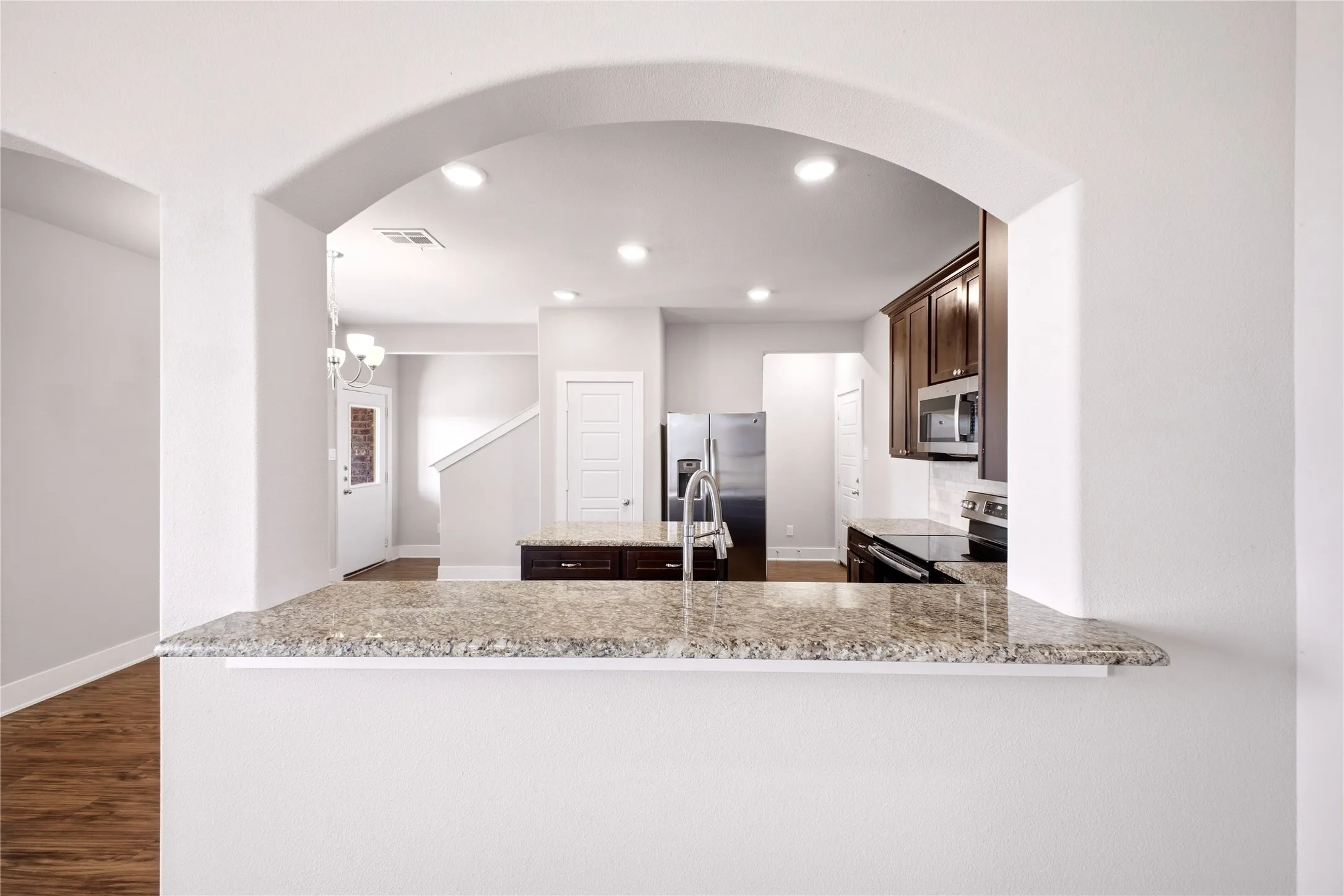 Duplex For Rent in Denton County , 3904 Ashton Drive, Sanger, Texas 76266, 3 Bedroom, 3 Bathroom, 1 Garage spaces, 1,484 Sqft, built in 2018, mls#21402172, Real Estate Agent in Sanger, Homes For Rent in Denton county, Homes For Rent in Sanger, Realtor in Sanger Texas, Real Estate Brokerage Independent Realty Texas, Luminita Cordes Realtor