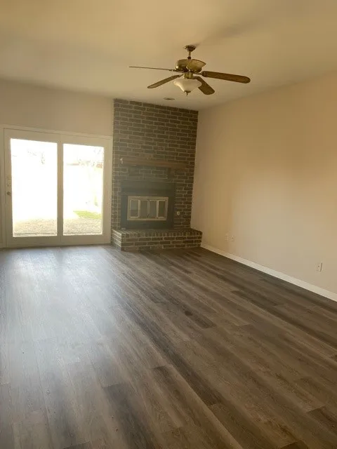 Single Family Residence For Rent in Denton County , 408 Benjamin Street, Denton, Texas 76207, 3 Bedroom, 3 Bathroom, 1 Garage spaces, 1,633 Sqft, built in 1983, mls#21392982, Real Estate Agent in Denton, Homes For Rent in Denton county, Homes For Rent in Denton, Realtor in Denton Texas, Real Estate Brokerage Independent Realty Texas, Luminita Cordes Realtor