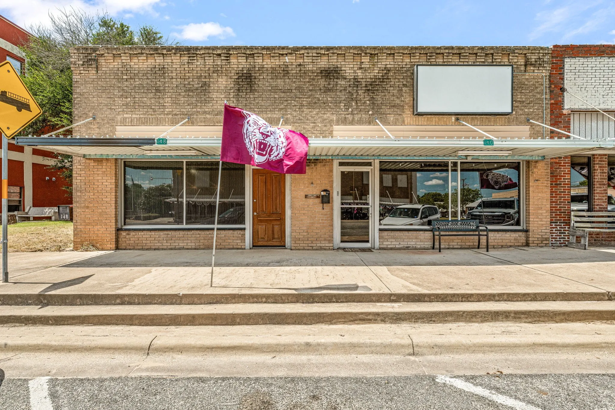 Retail For Sale in Comanche County , 140 S Texas Street, De Leon, Texas 76444, 0, 0, Garage spaces, 0 Sqft, built in 1920, mls#21401035, Real Estate Agent in De Leon, Homes For Sale in Comanche county, Homes For Sale in De Leon, Realtor in De Leon Texas, Real Estate Brokerage Independent Realty Texas, Luminita Cordes Realtor